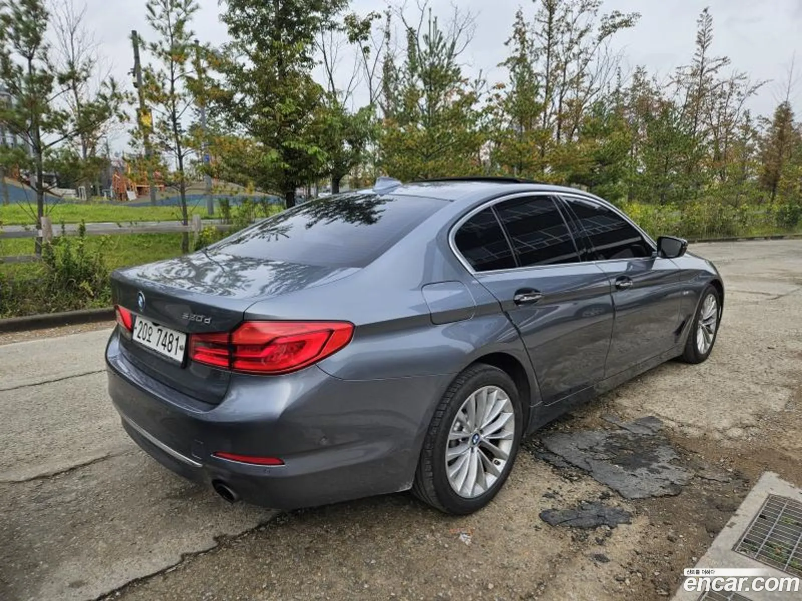 BMW 5 Series G30 520D Luxury Plus - фотография 14818352