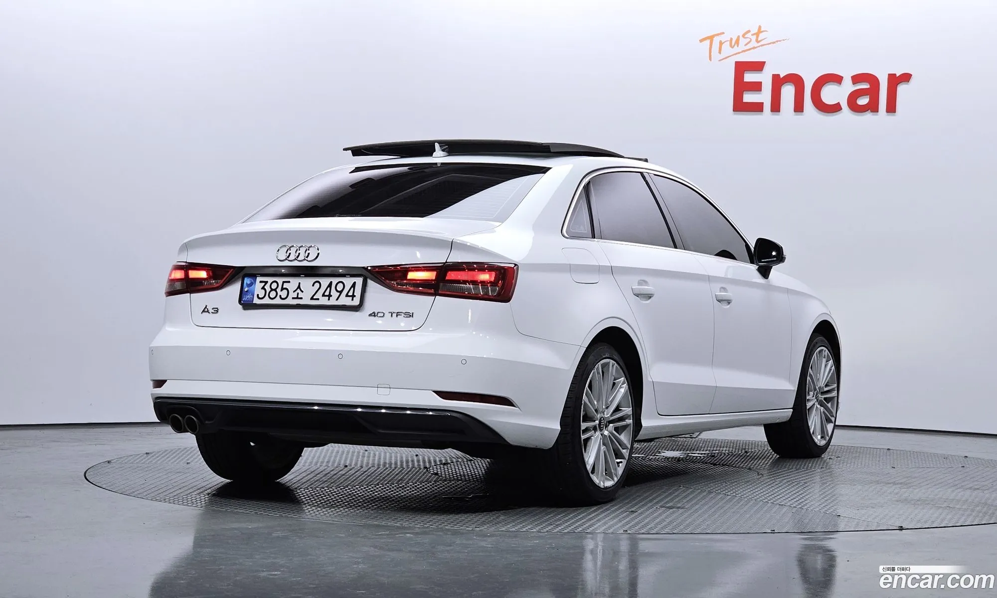 Audi New A3 40 Tfsi 8V - фотография 17117837