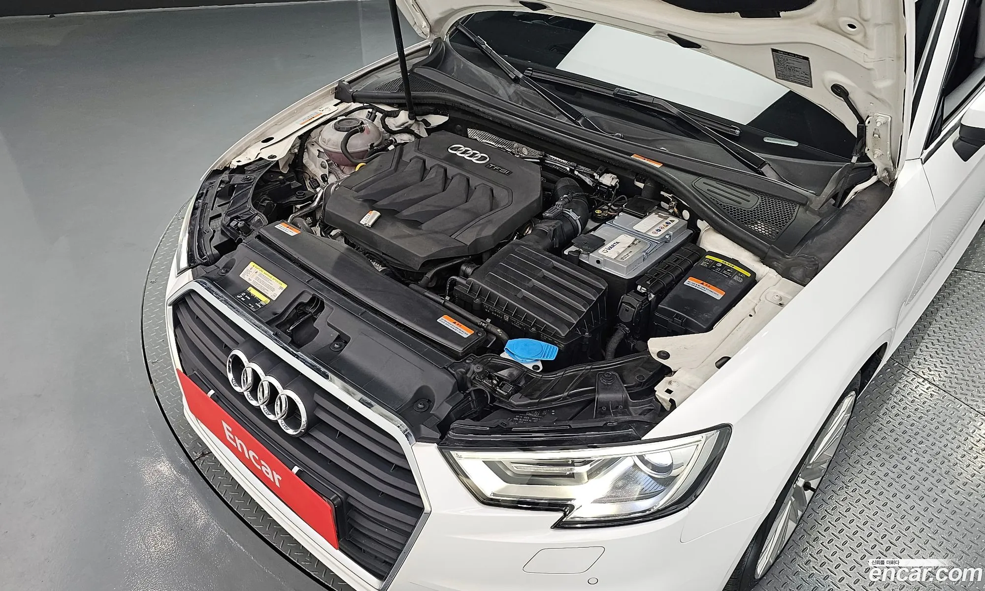 Audi New A3 40 Tfsi 8V - фотография 17117841