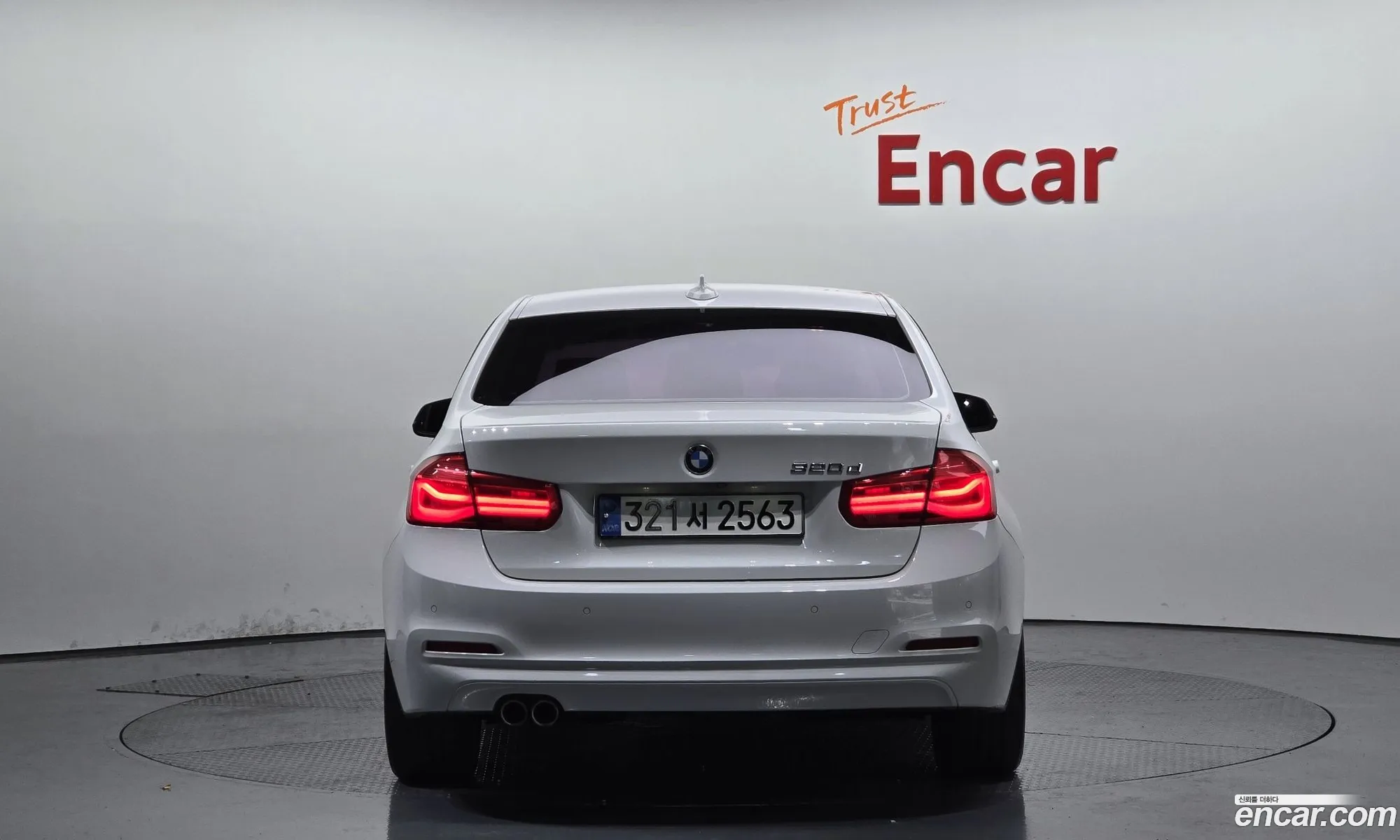 BMW 3 Series F30 320D - фотография 15366644
