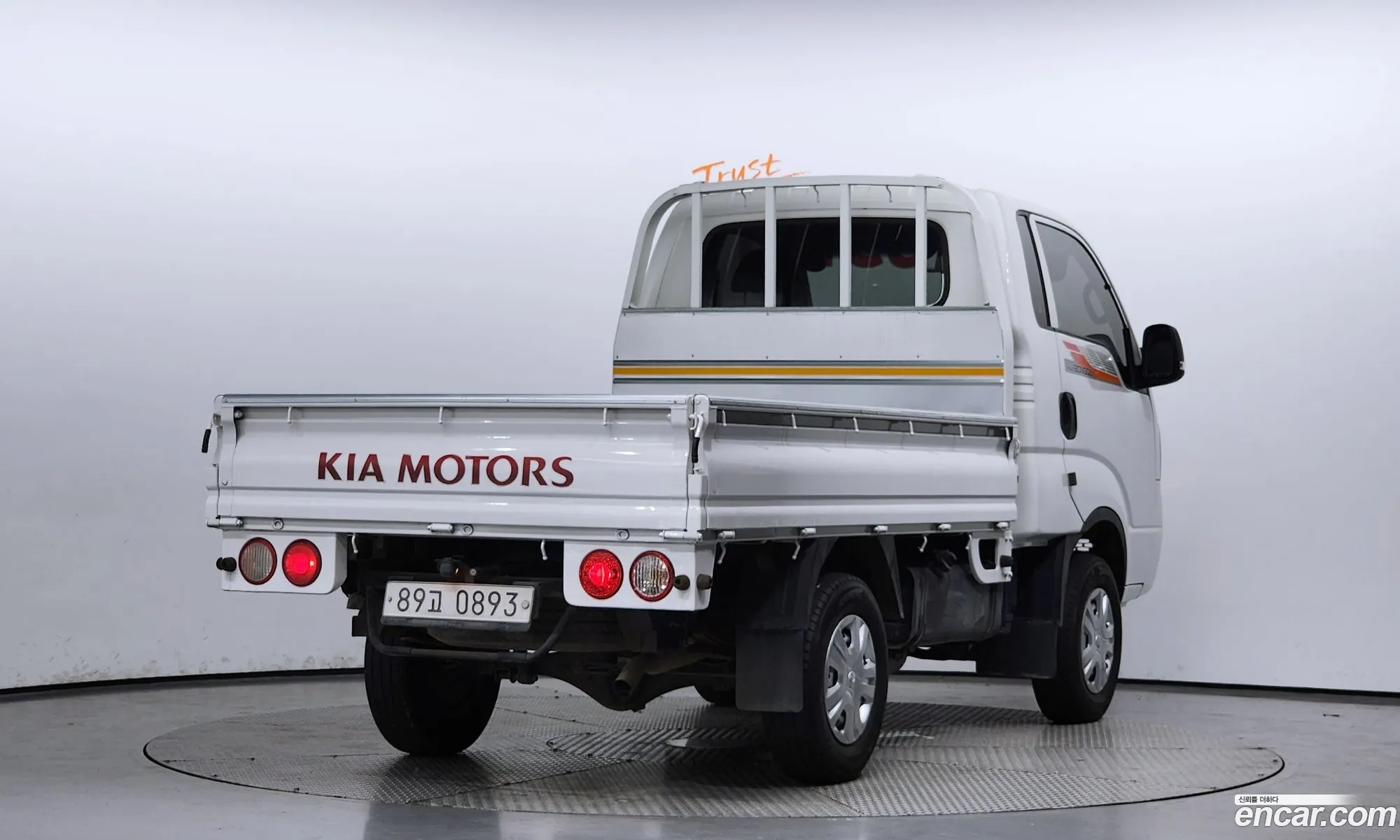 Kia Asia Bongo Iii Cargo Truck 1 Ton 4Wd King Cab - фотография 19213528