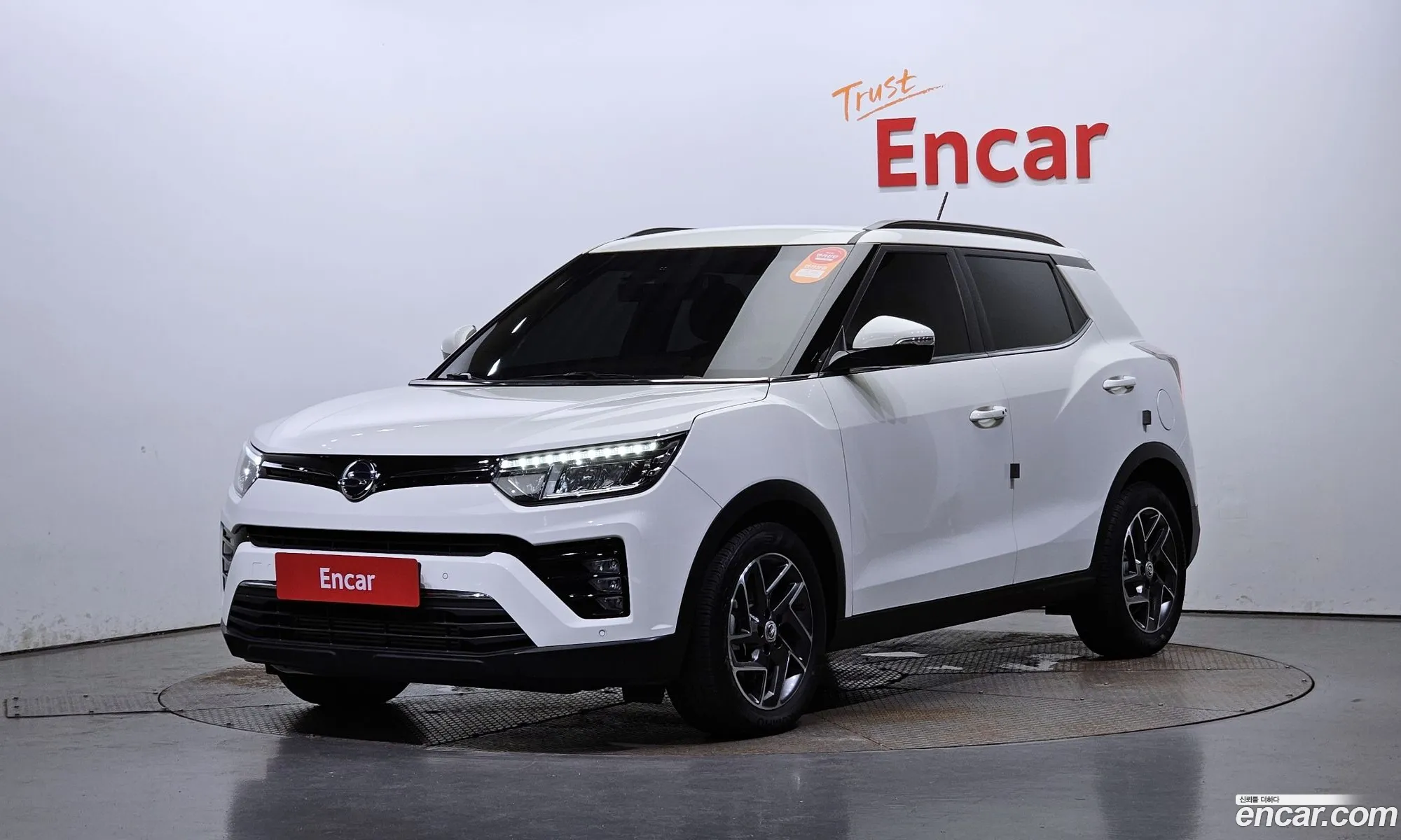 Berry New Tivoli Gasoline 15 2Wd V3 - фотография 17454529