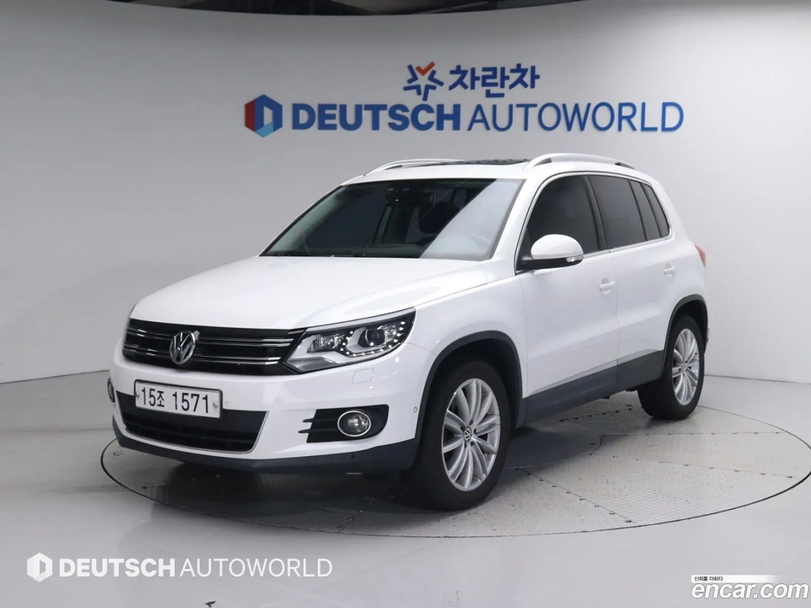 Volkswagen New Tiguan 20 Tdi Premium 5N - фотография 12143077