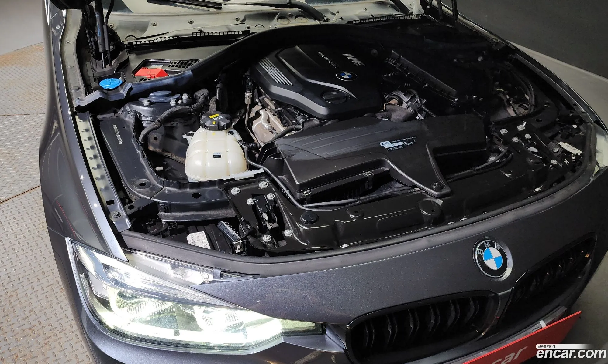 BMW 3 Series F30 320D M Sports - фотография 15326322