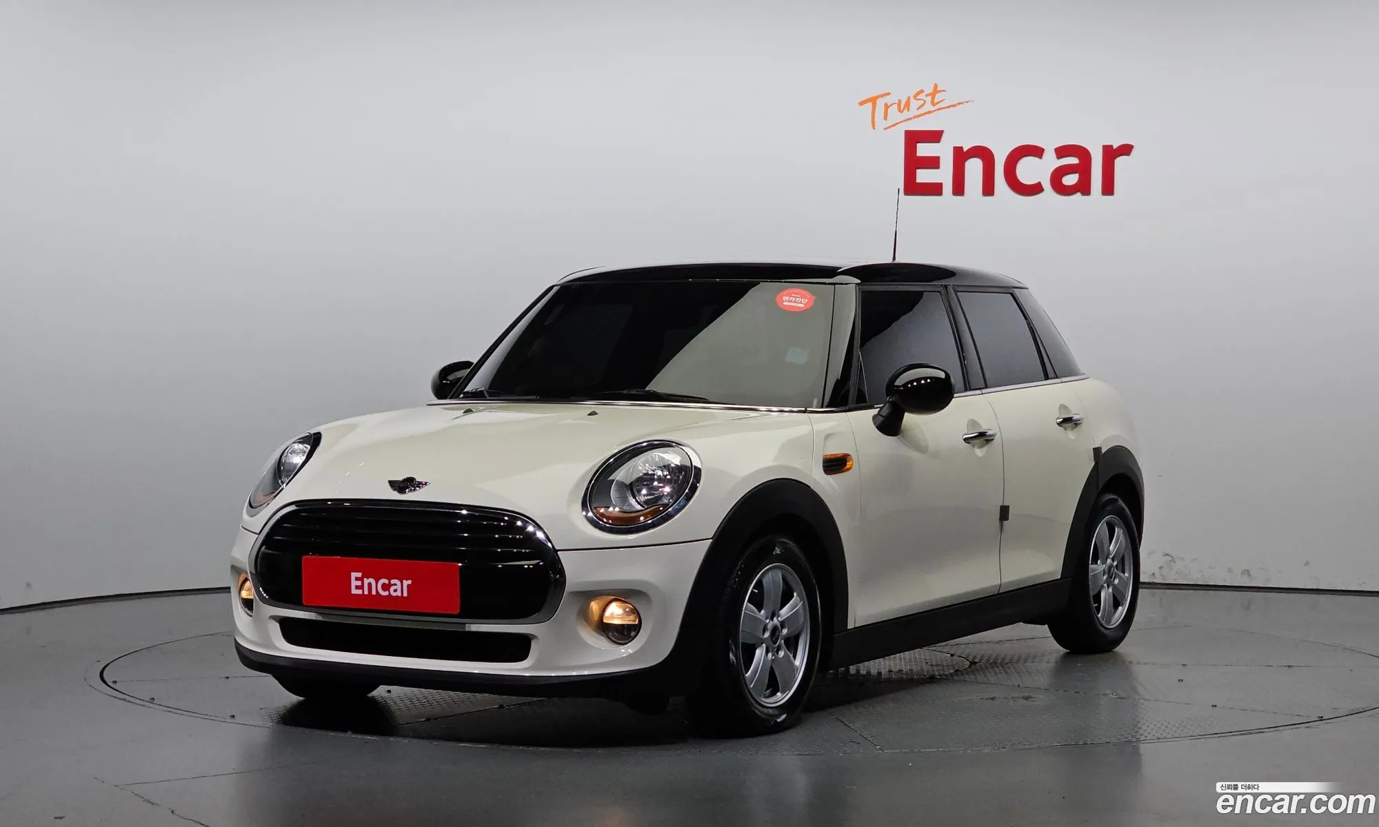 Mini Cooper 5-Door Basic Model 3Rd Generation - фотография 8037193