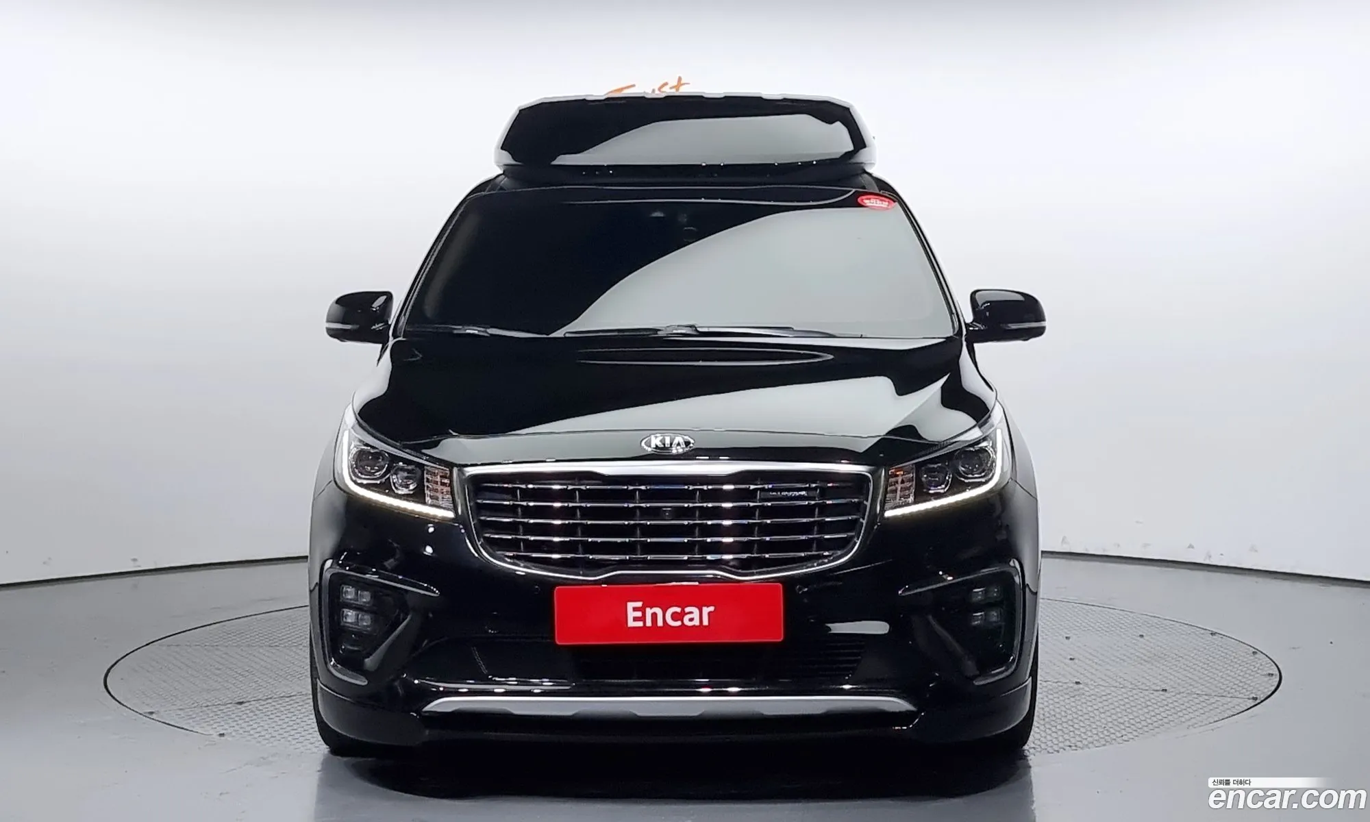 Kia The New Carnival 9-Seater High Limousine Noblesse Special - фотография 1684477