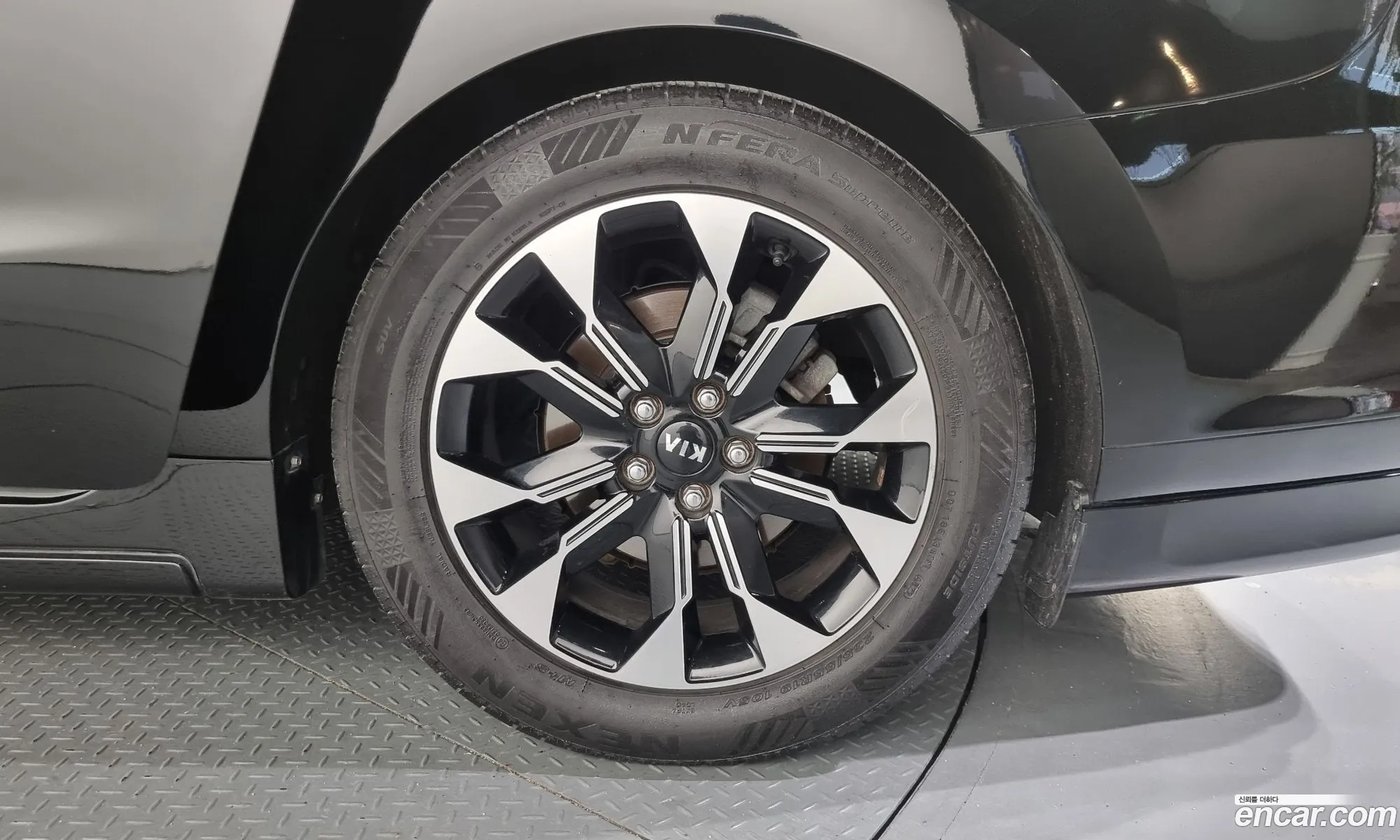 Kia The New Carnival 9-Seater High Limousine Noblesse Special - фотография 1684479