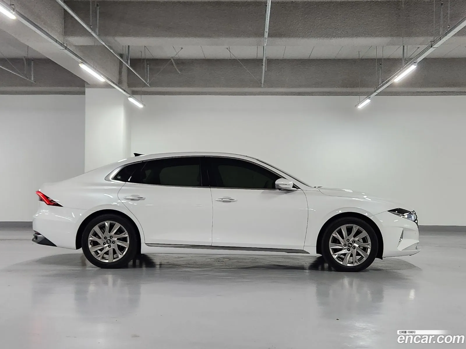 Hyundai The New Grandeur Ig Hybrid Calligraphy - фотография 1923504
