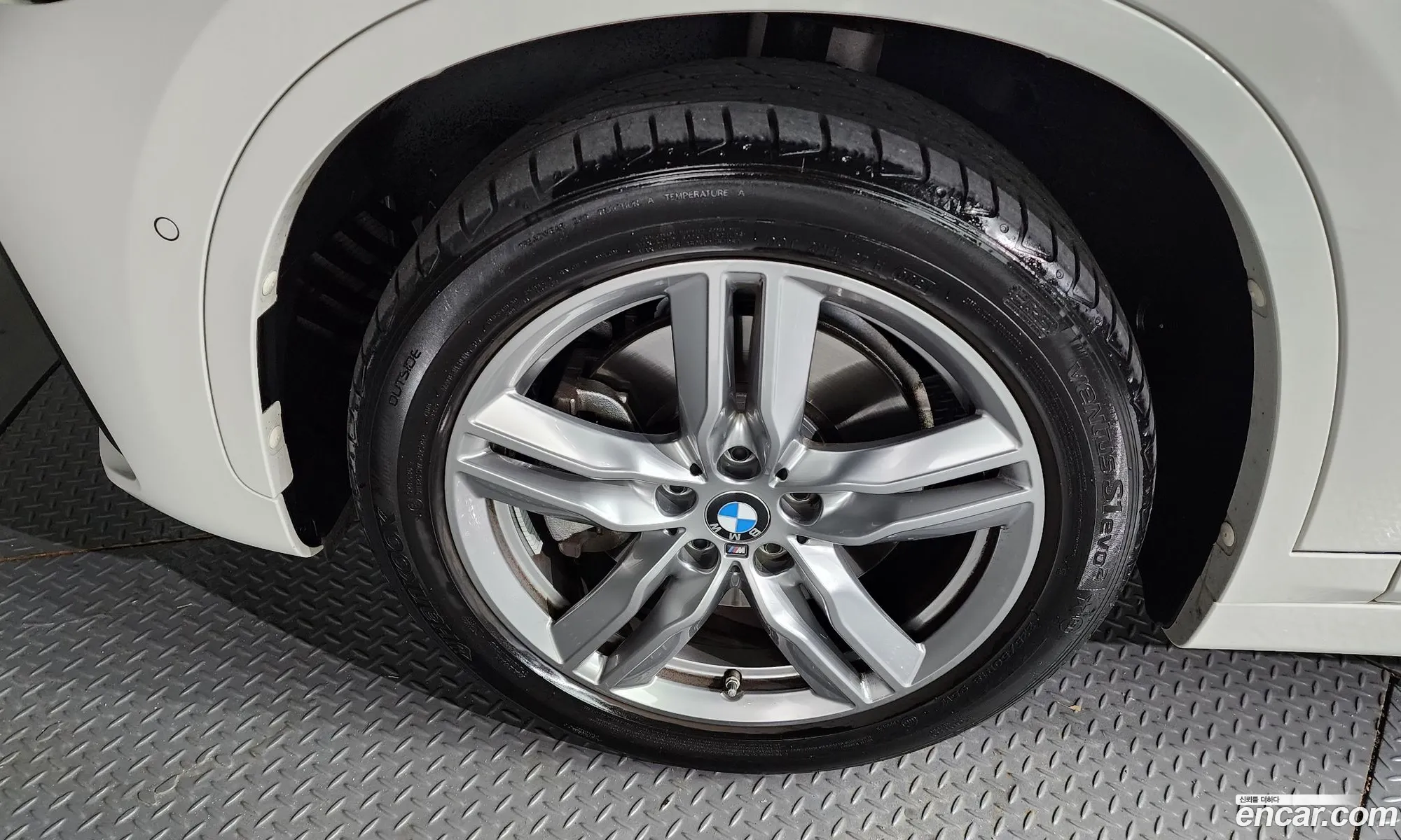 BMW X1 F48 xDrive 20I M Sport - фотография 15326308