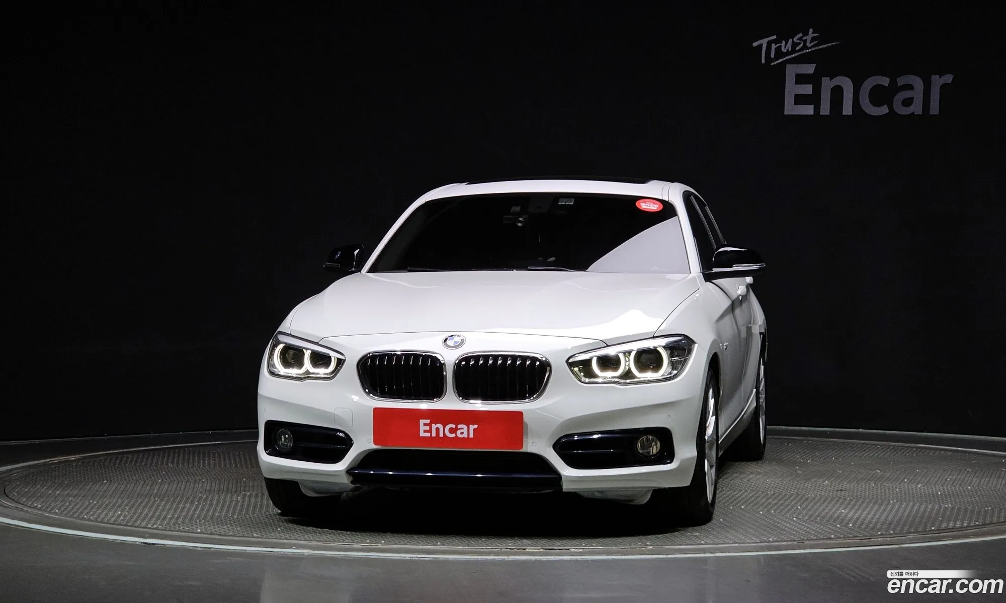 BMW 1 Series F20 118D Sports 5-Door - фотография 15296346