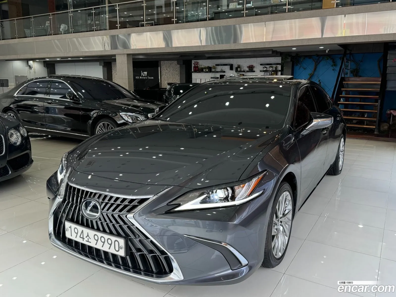 Lexus Es300H 7Th Generation Luxury Plus - фотография 6239544