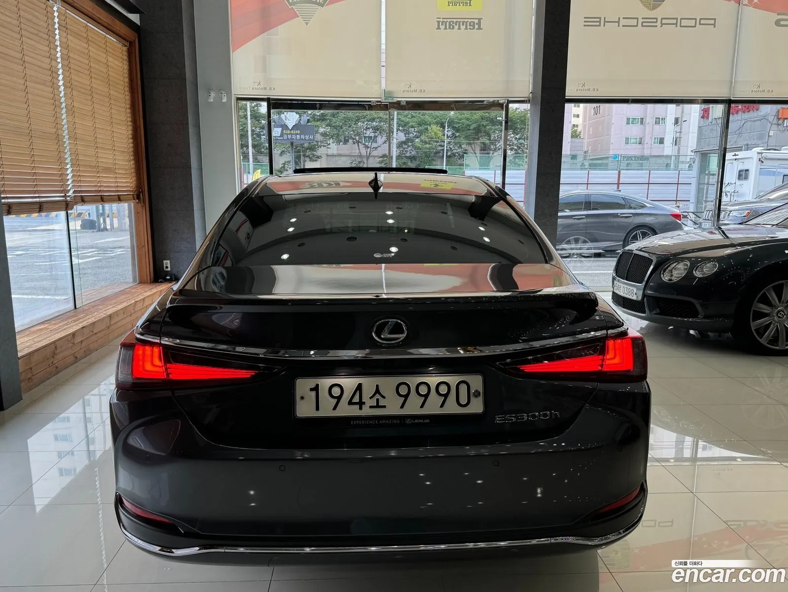 Lexus Es300H 7Th Generation Luxury Plus - фотография 6239547