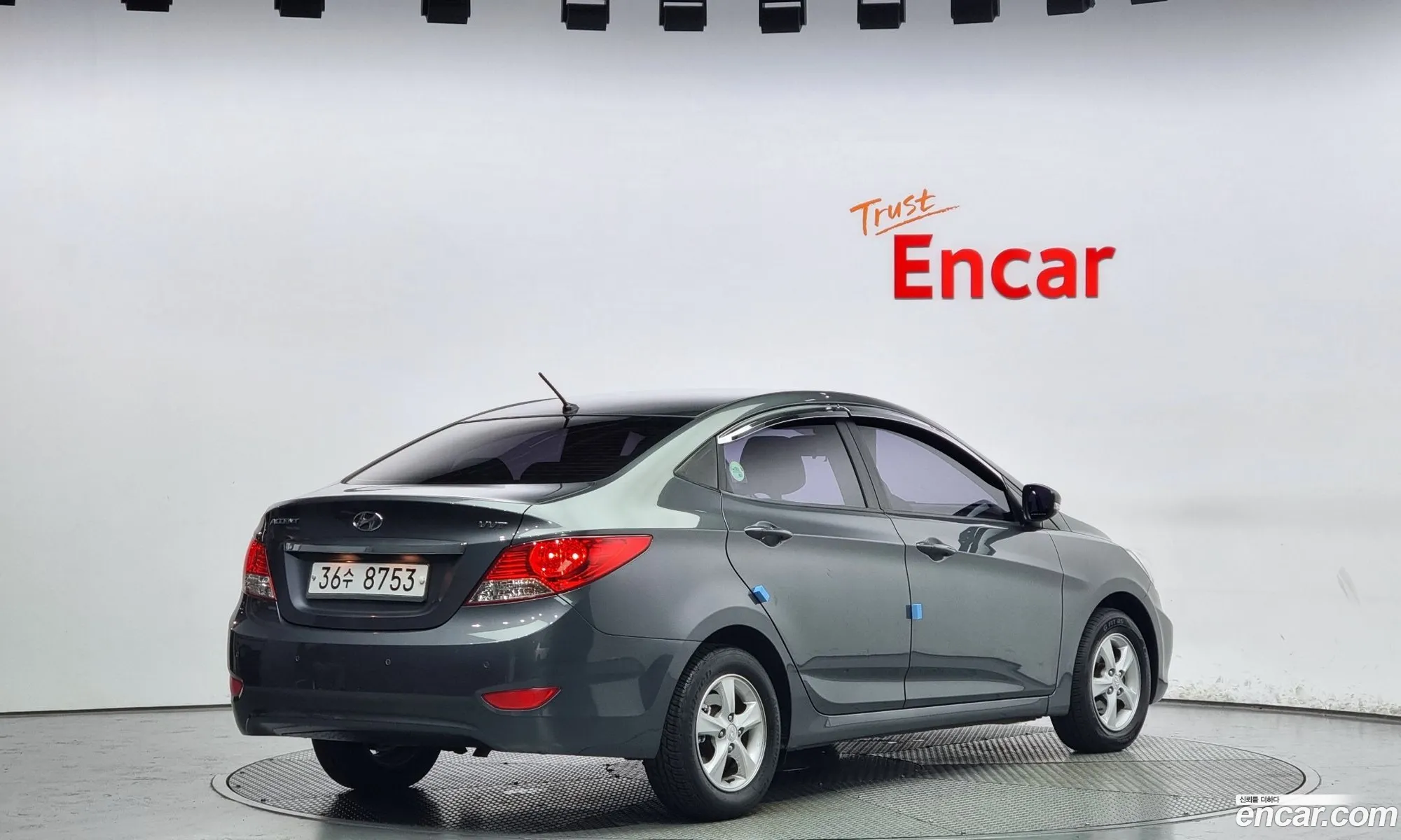 Hyundai Accent New Model 14 Vvt Premier - фотография 1957348