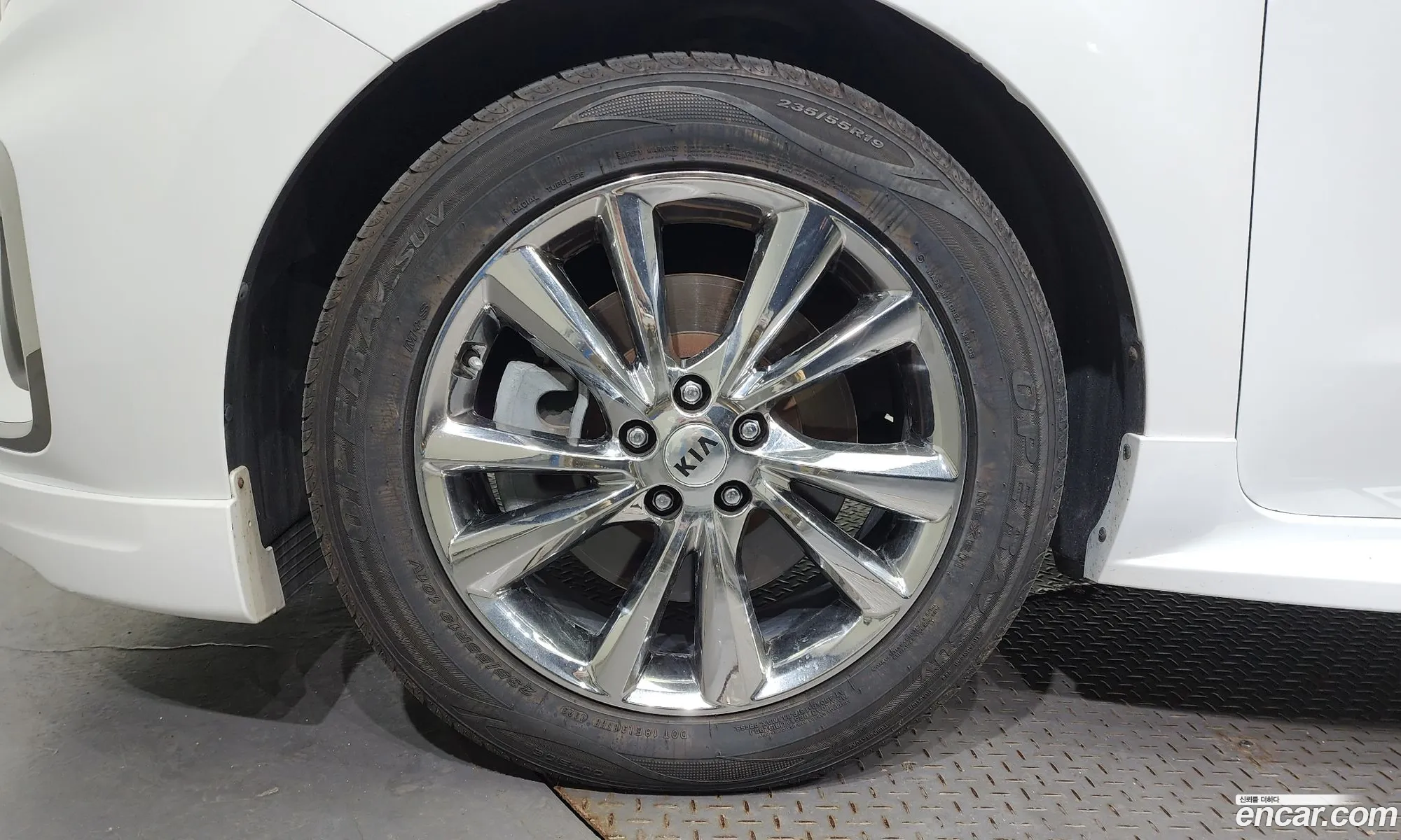 Kia The New Carnival 9-Seater Noblesse Special - фотография 1693988