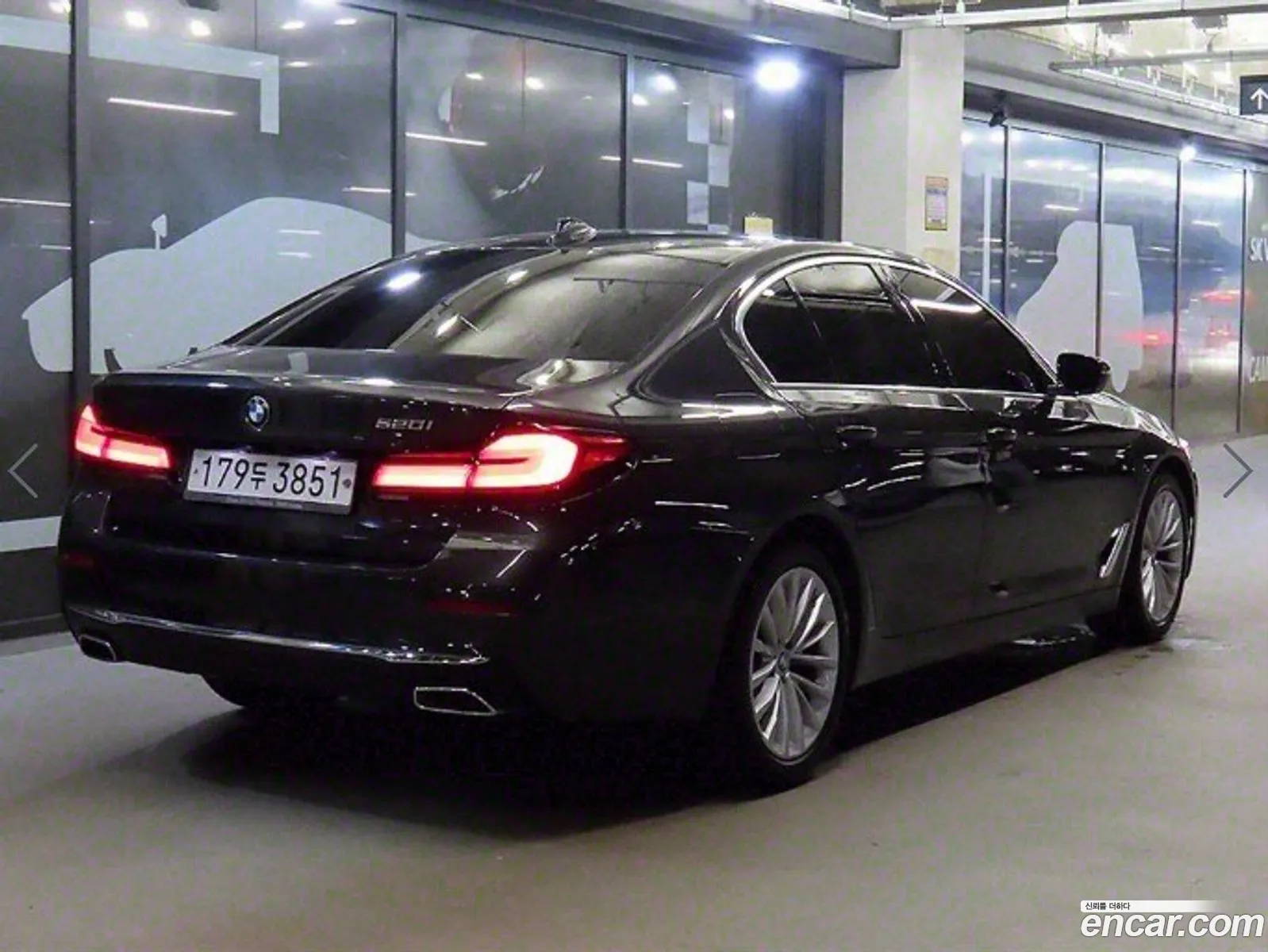 BMW 5 Series G30 520I Luxury - фотография 15366692