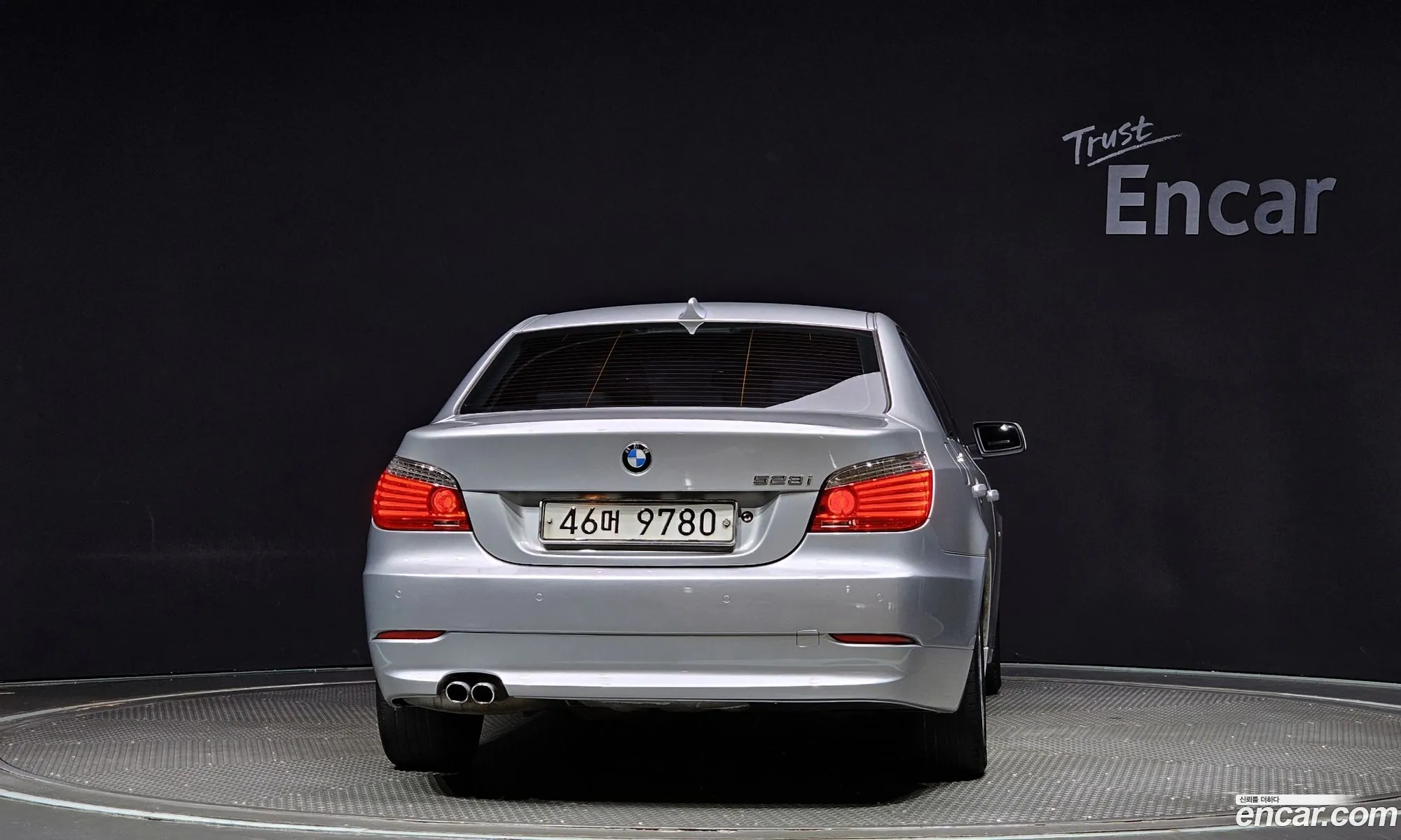 BMW 5 Series E60 528I Sedan - фотография 15366680
