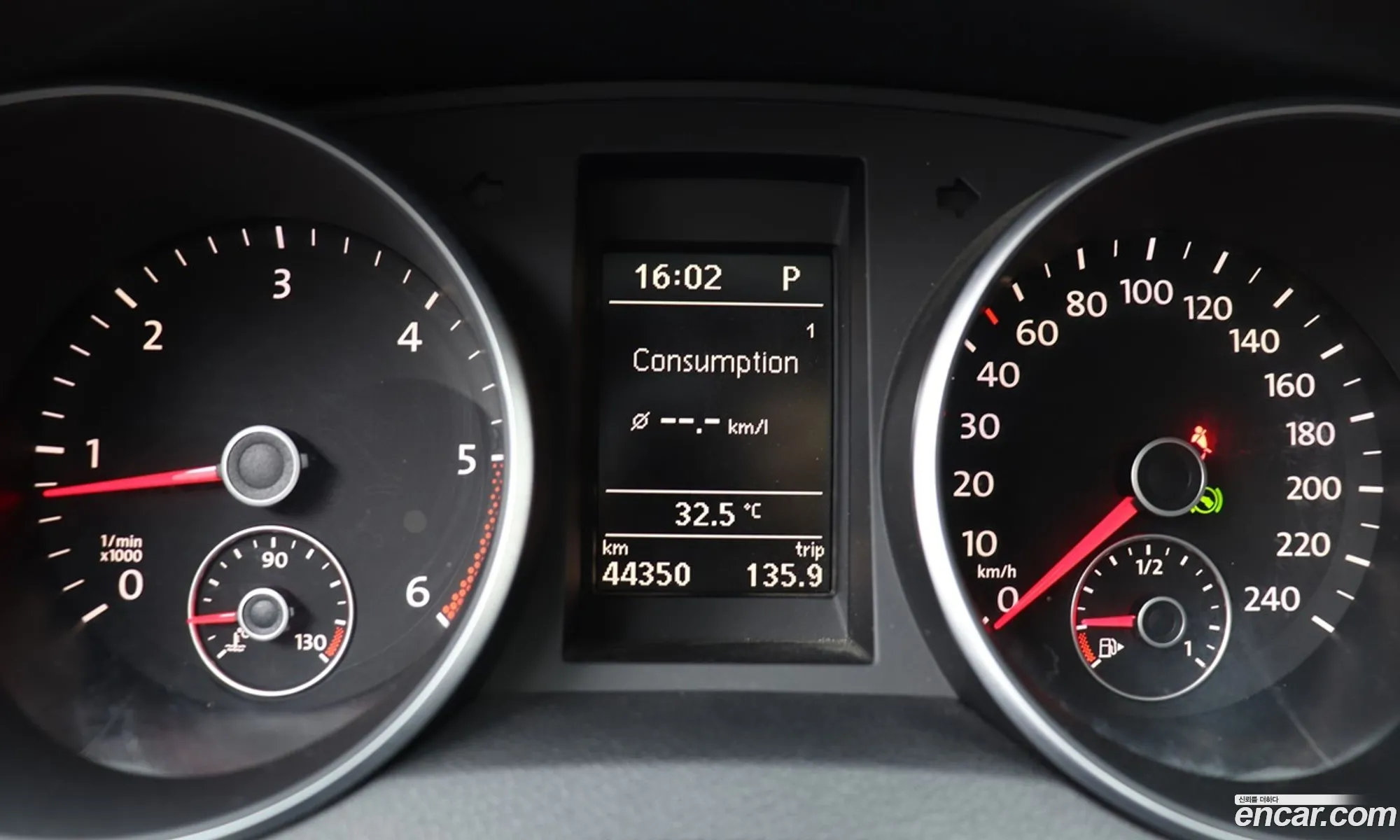 Volkswagen Golf 6Th Generation 20 Tdi - фотография 12143033
