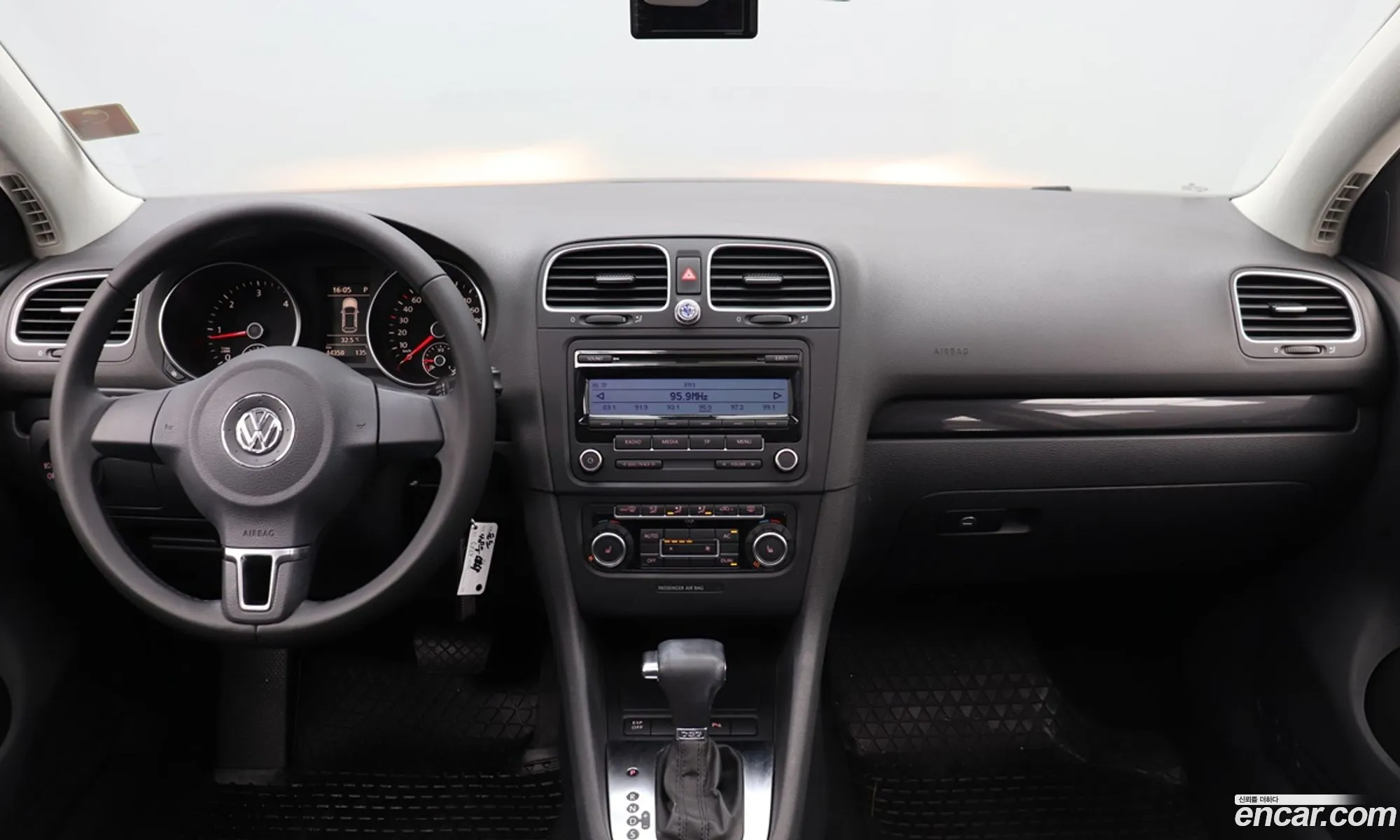 Volkswagen Golf 6Th Generation 20 Tdi - фотография 12143034