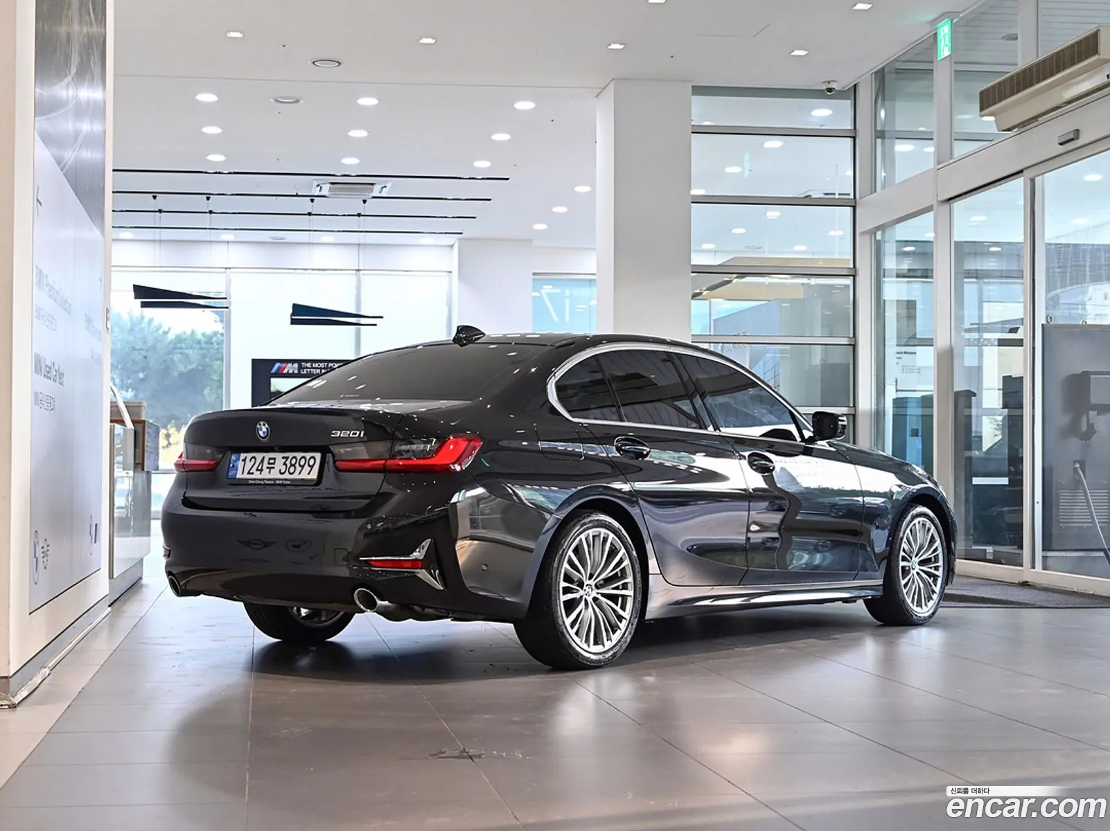 BMW 3 Series G20 320I Luxury - фотография 15329432