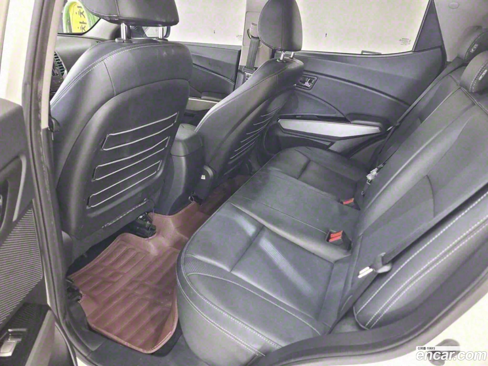 Kg Mobility Ssangyong Tivoli Diesel Vx 2Wd - фотография 7903593