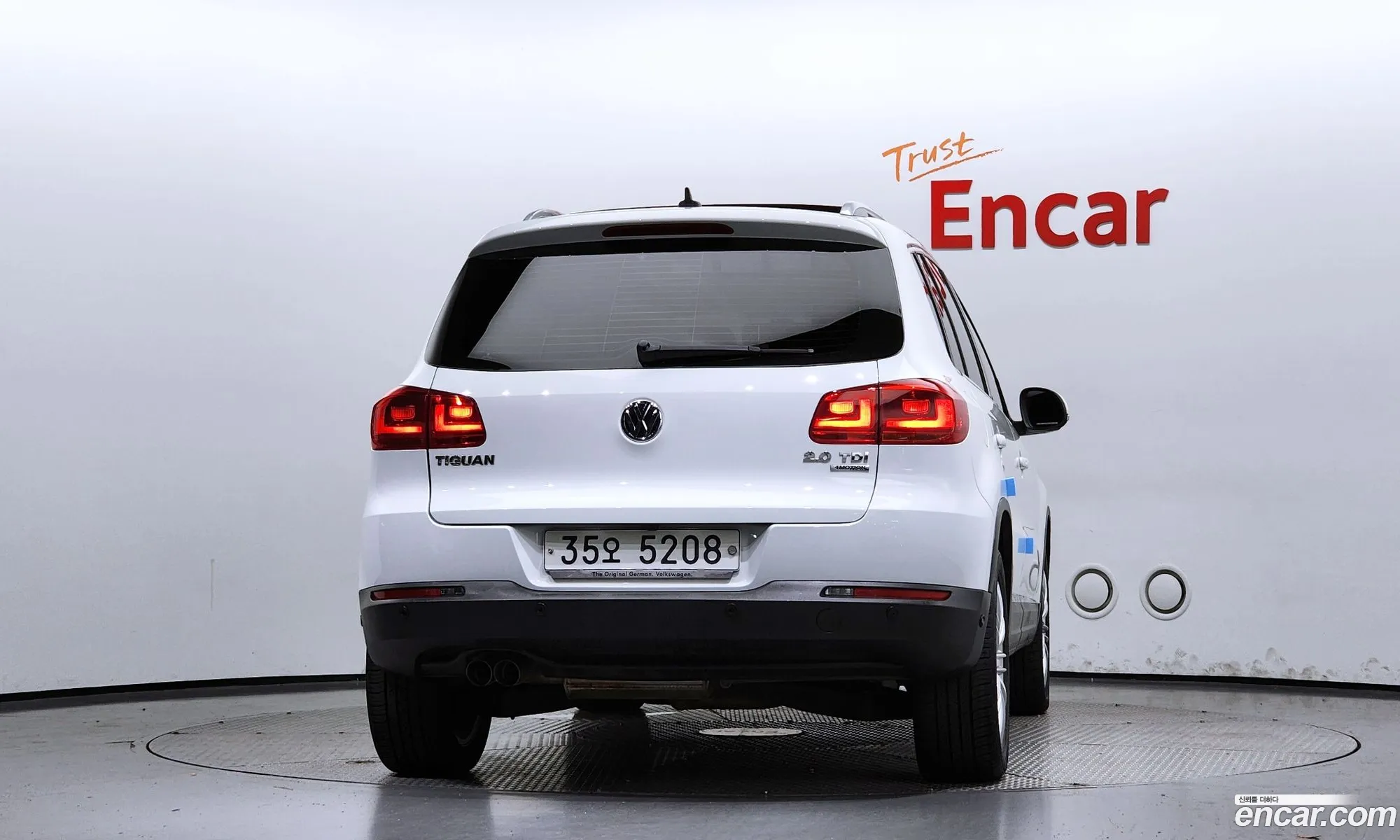 Volkswagen New Tiguan 20 Tdi Premium 5N - фотография 12143015