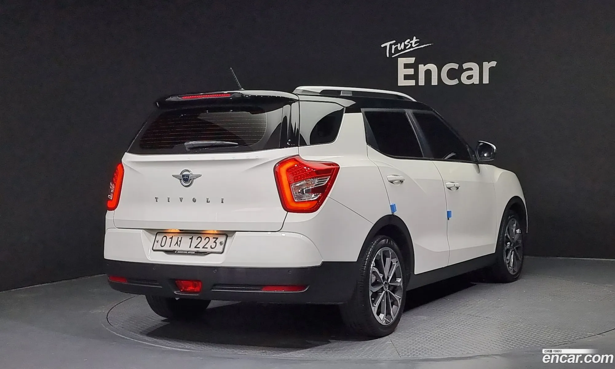 Kg Mobility Ssangyong Tivoli Air Diesel Ix 2Wd - фотография 8389886