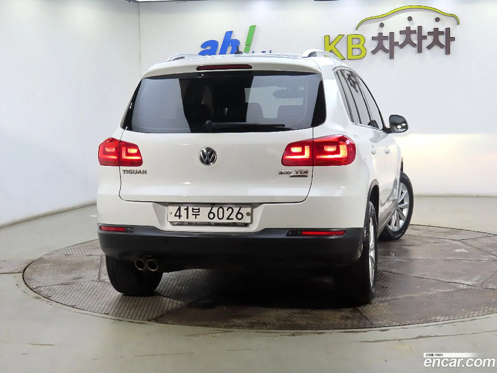 Volkswagen New Tiguan 20 Tdi Comfort 5N - фотография 12055466