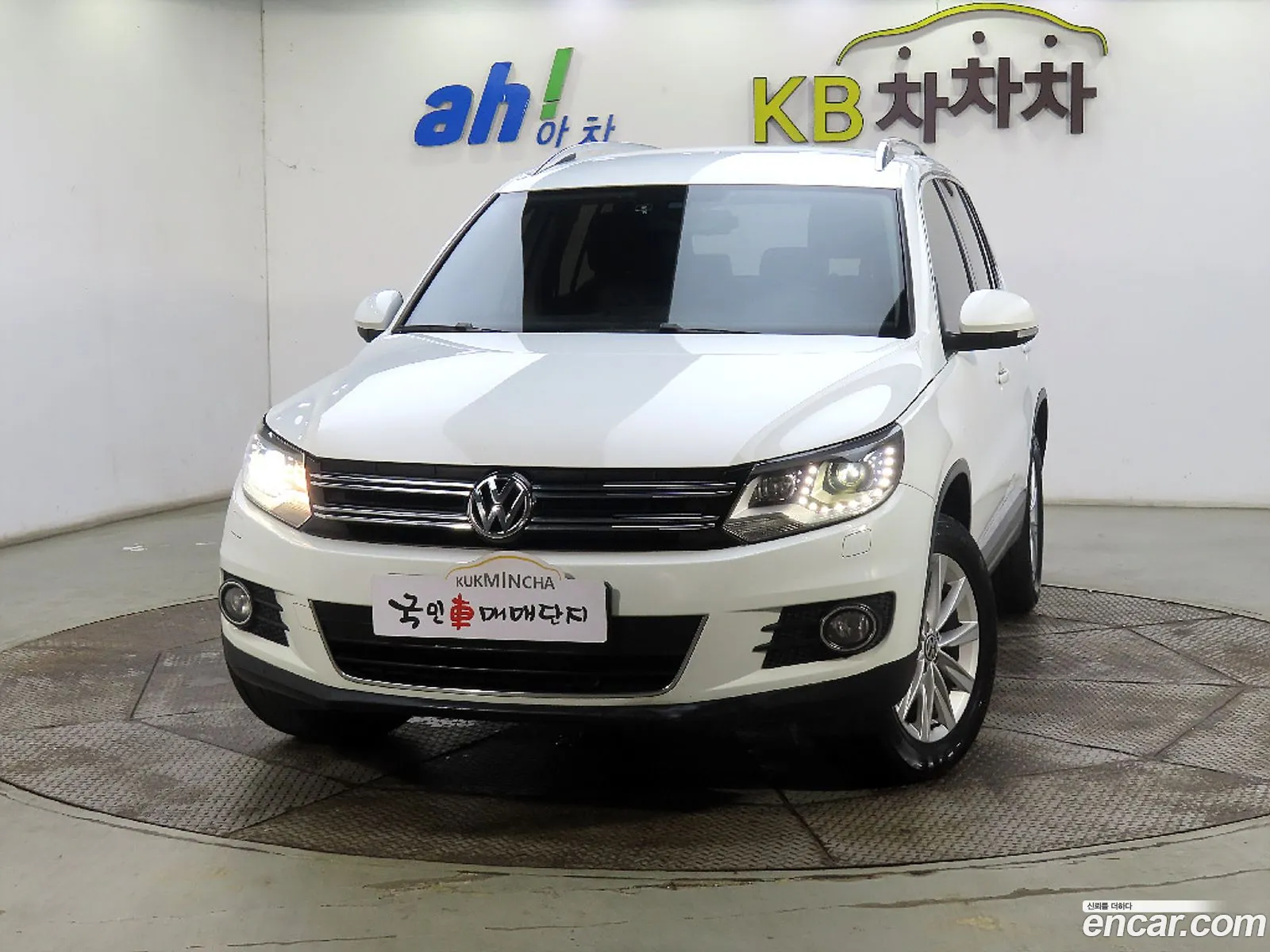 Volkswagen New Tiguan 20 Tdi Comfort 5N - фотография 12055467