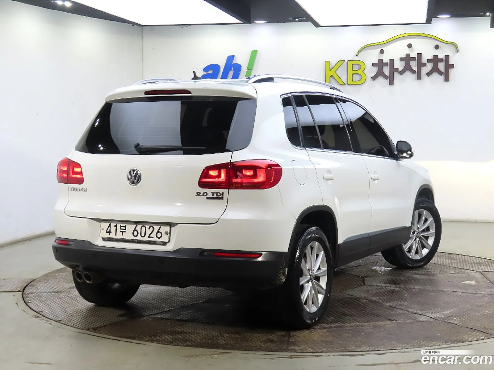 Volkswagen New Tiguan 20 Tdi Comfort 5N - фотография 12055468