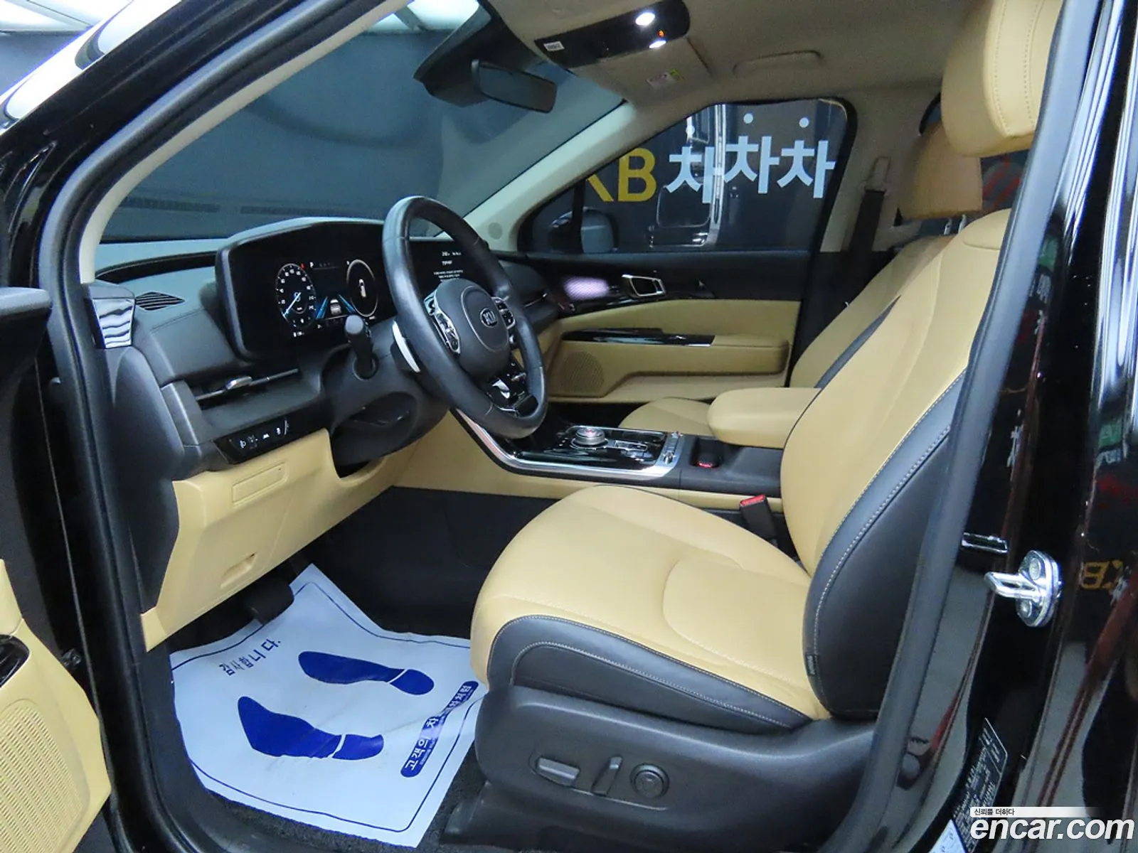 Kia Carnival 4Th Generation 7-Seater Signature - фотография 925776