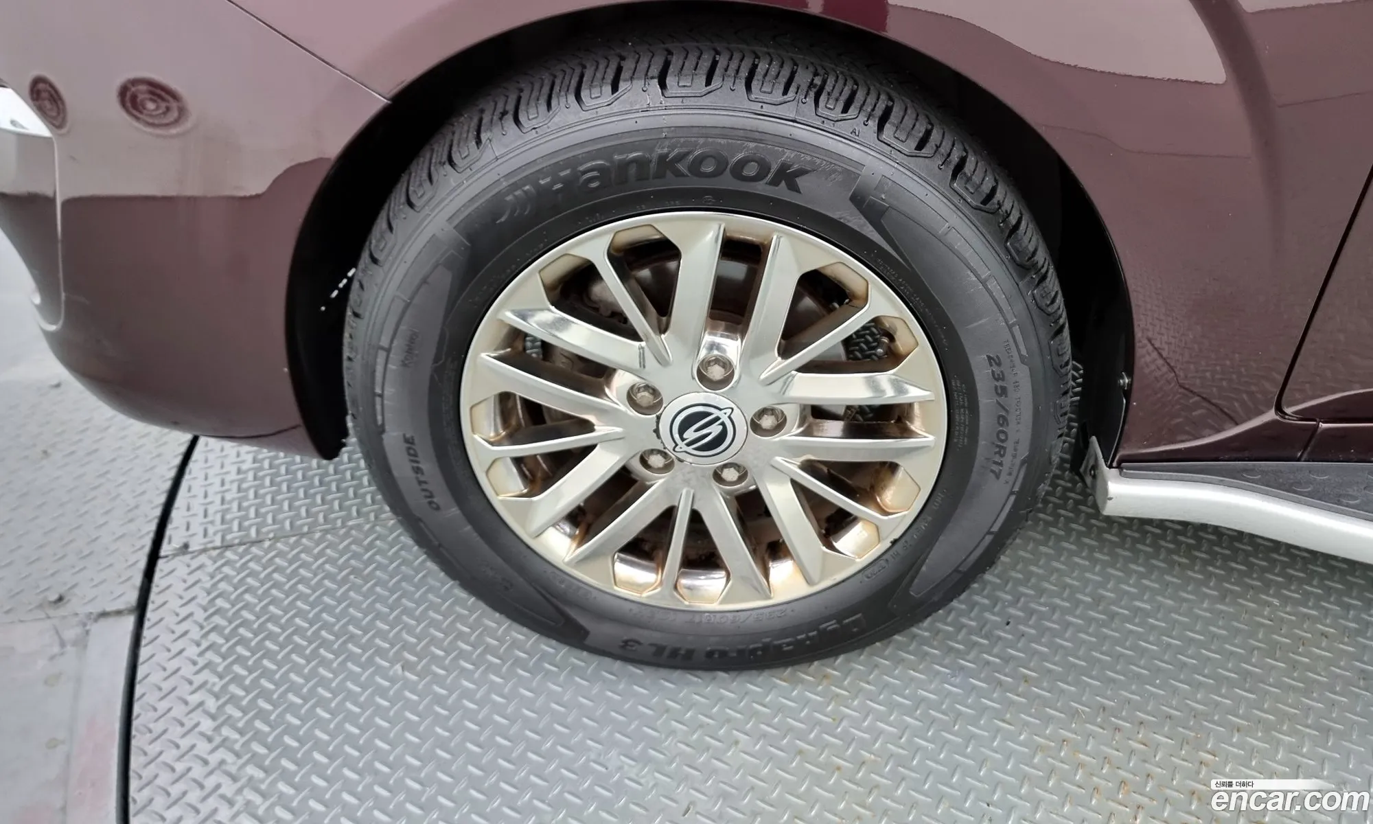 Korando Turismo 4Wd Extreme 11-Seater - фотография 7995008