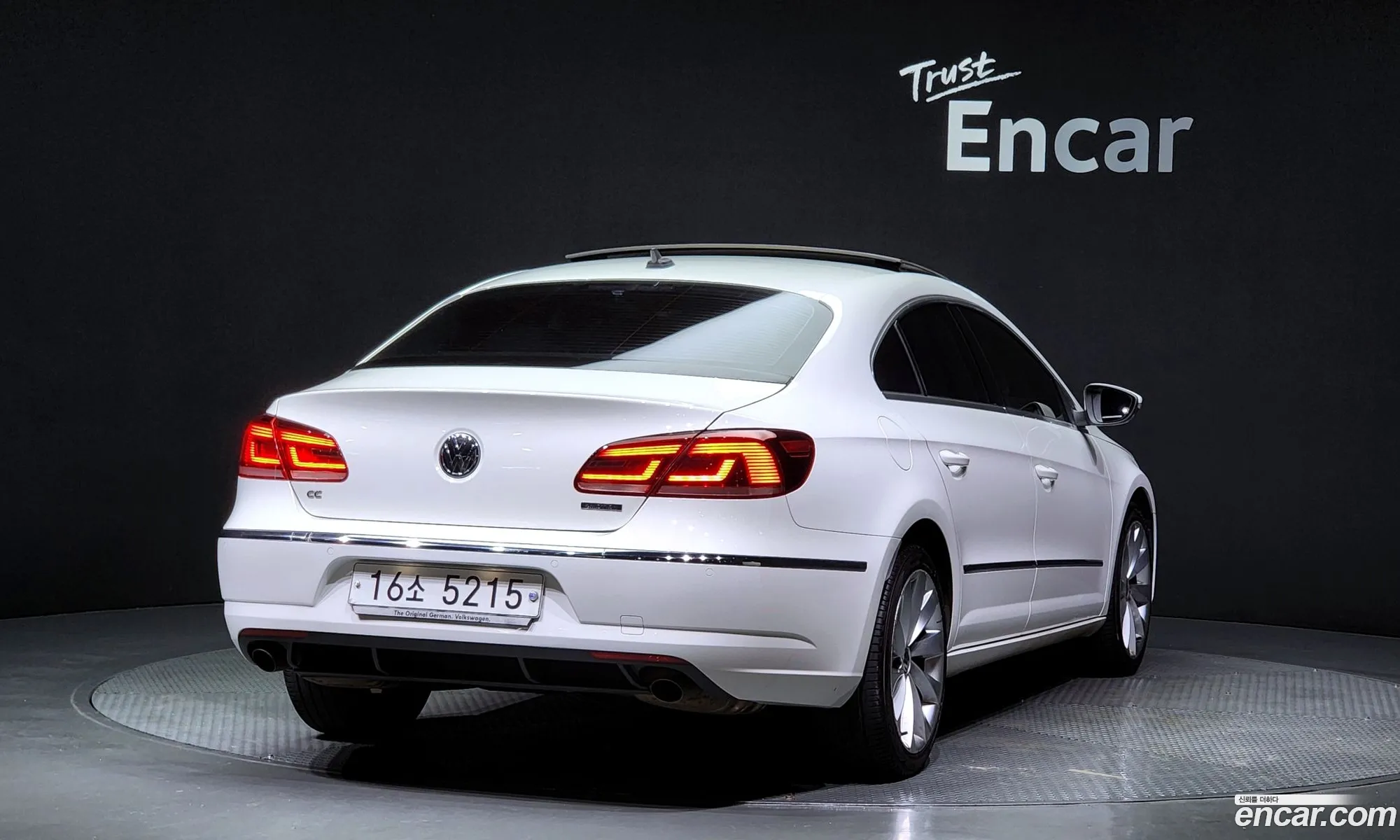 Volkswagen New Cc 20 Tdi Bluemotion - фотография 12055454