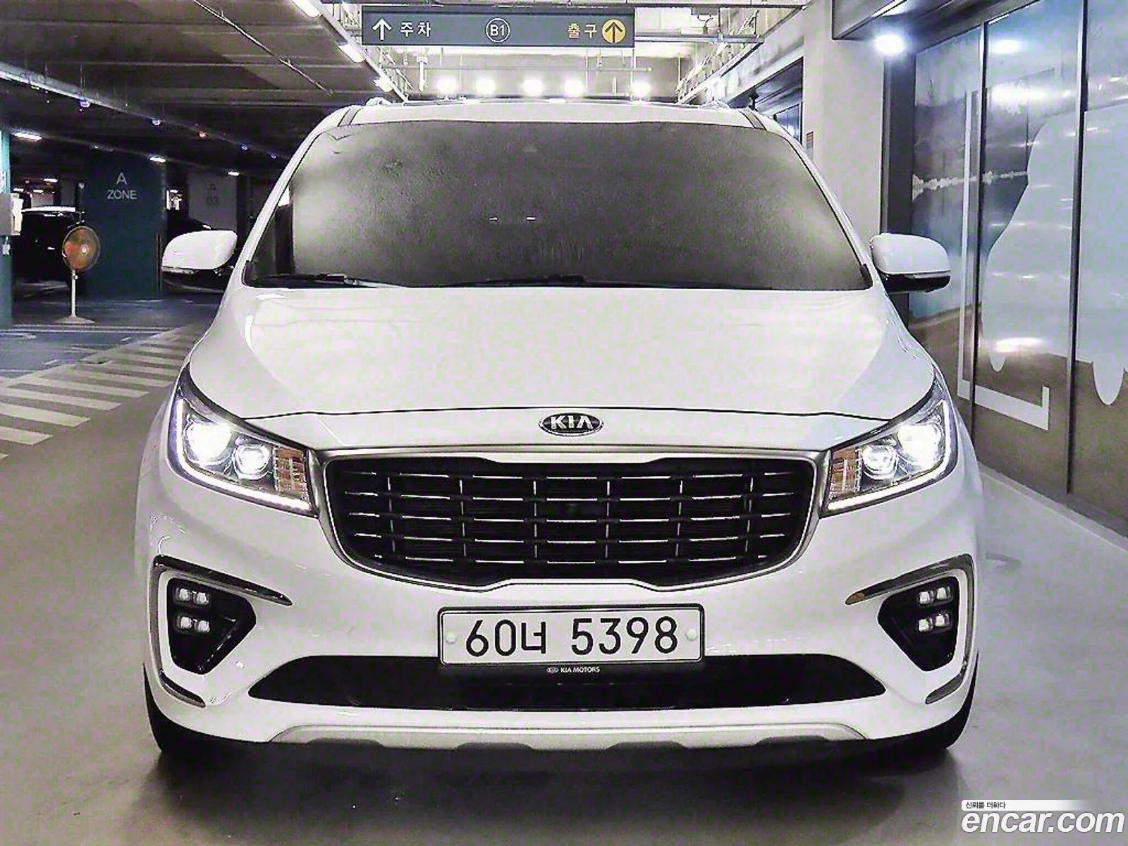 Kia The New Carnival Gasoline 7-Seater Limousine President - фотография 1699945