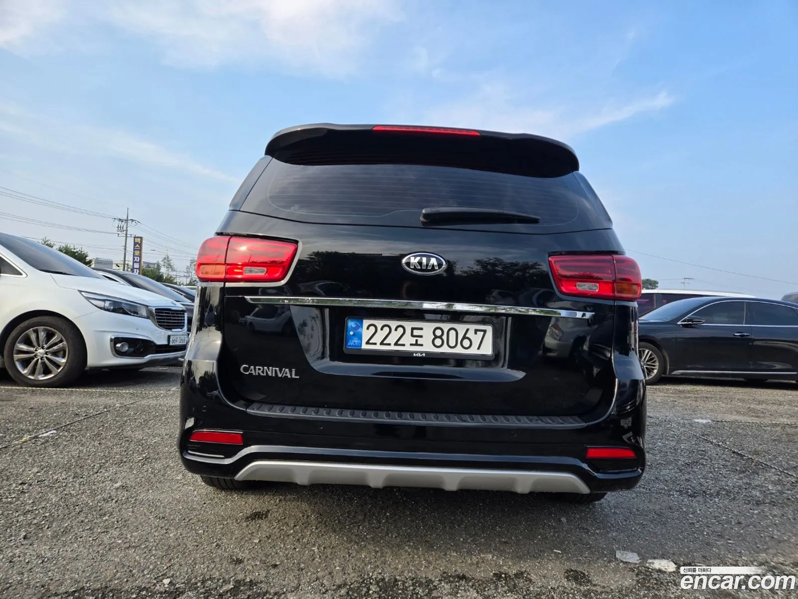 Kia The New Carnival 9-Seater Prestige - фотография 948487