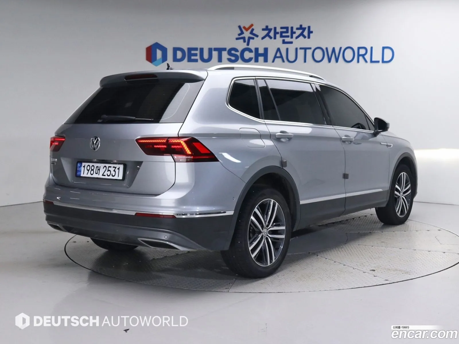 Volkswagen Tiguan Allspace 20 Tdi Prestige - фотография 12100683