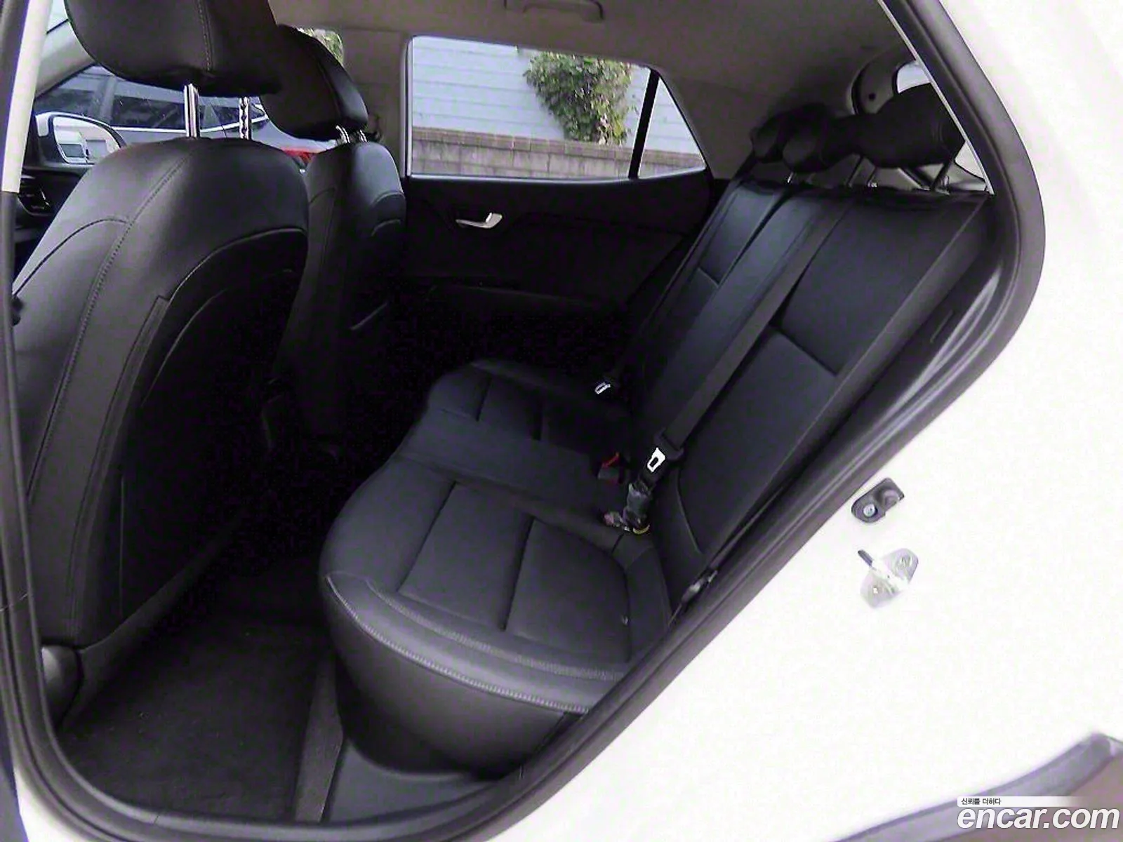 Kia Stonic Diesel 16 Prestige - фотография 972606