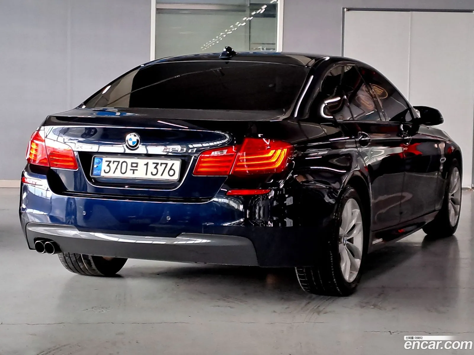 BMW 5 Series F10 520D xDrive M Aerodynamics - фотография 15413675