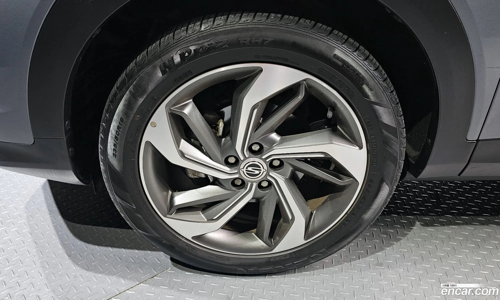 Kg Mobility Ssangyong Beautiful Korando Gasoline 15 2Wd C7 - фотография 8389913