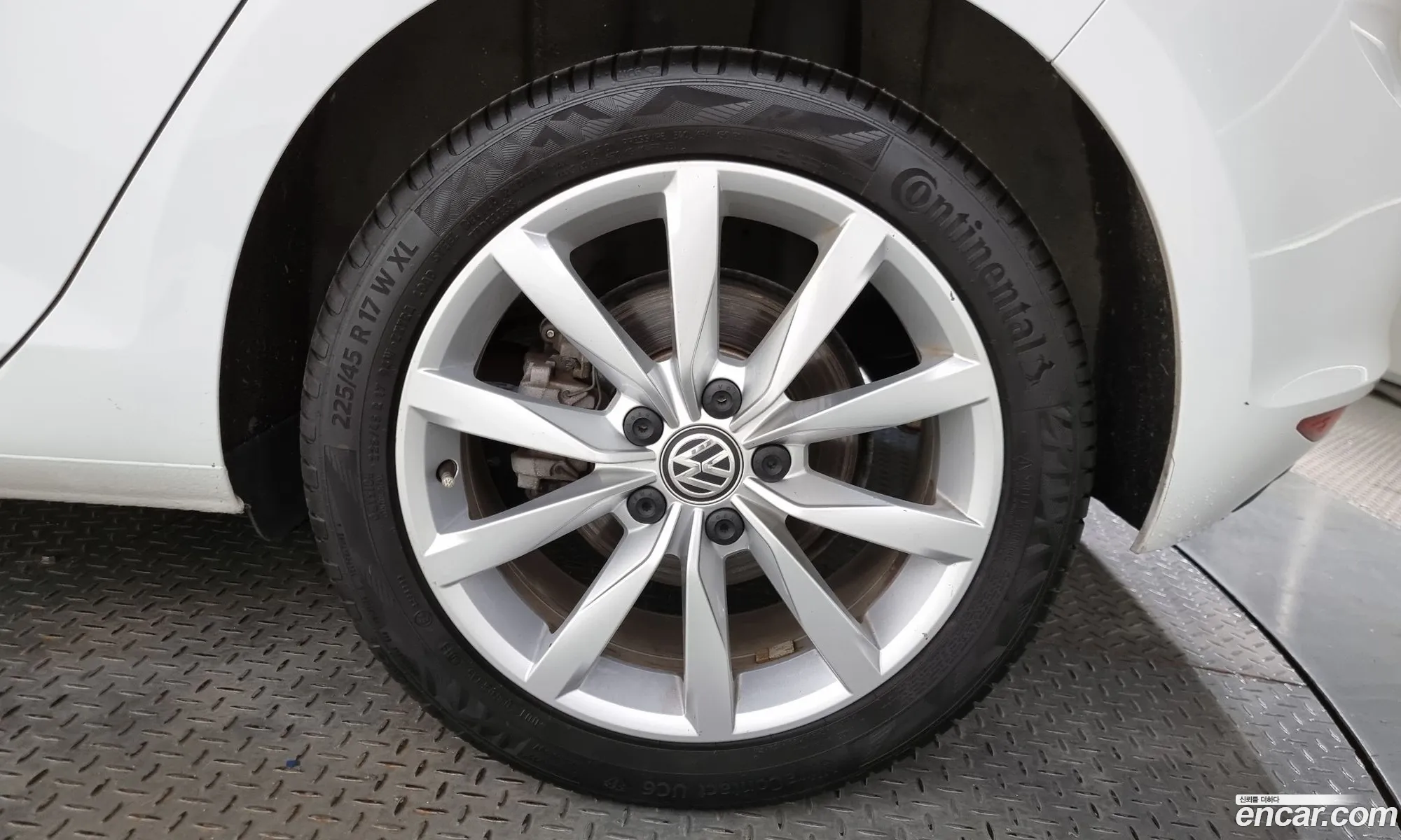 Volkswagen Golf 7Th Generation 20 Tdi - фотография 12055481