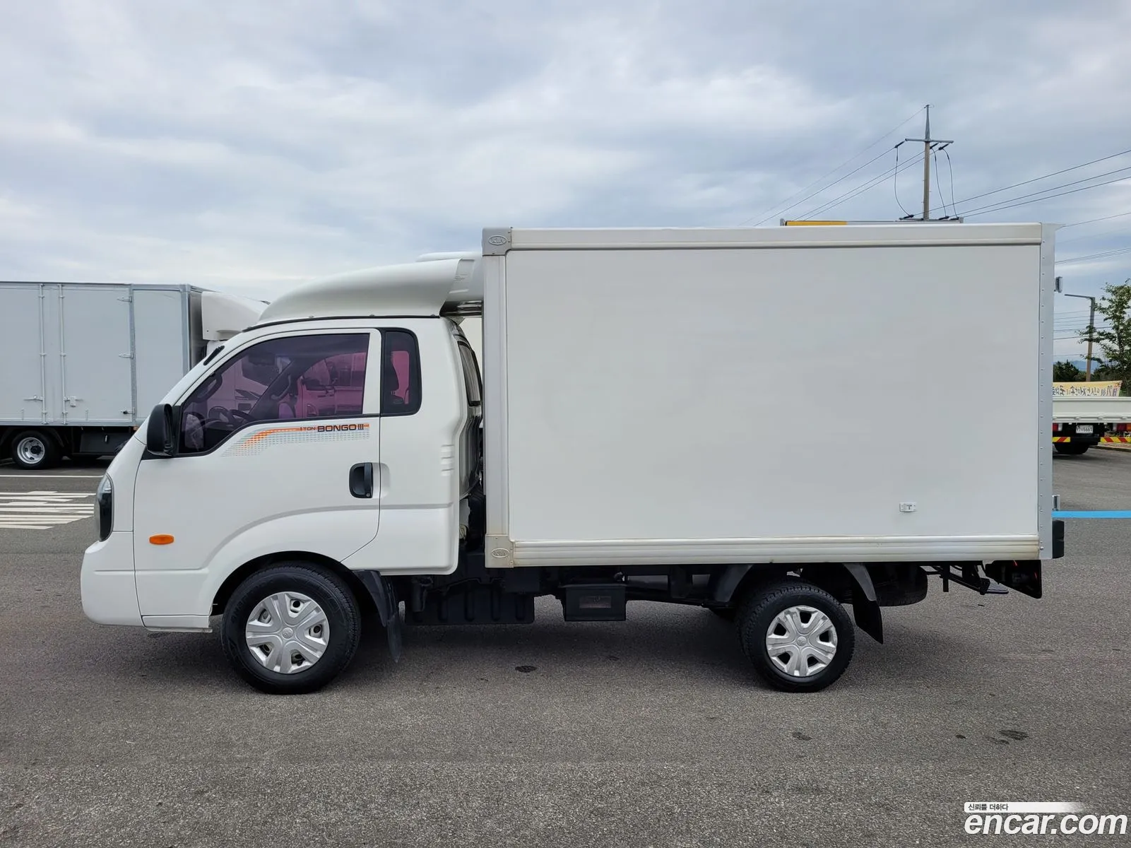 Kia Asia Bongo Iii Refrigerated Tower 1 Ton King Cab Crdi - фотография 1730487