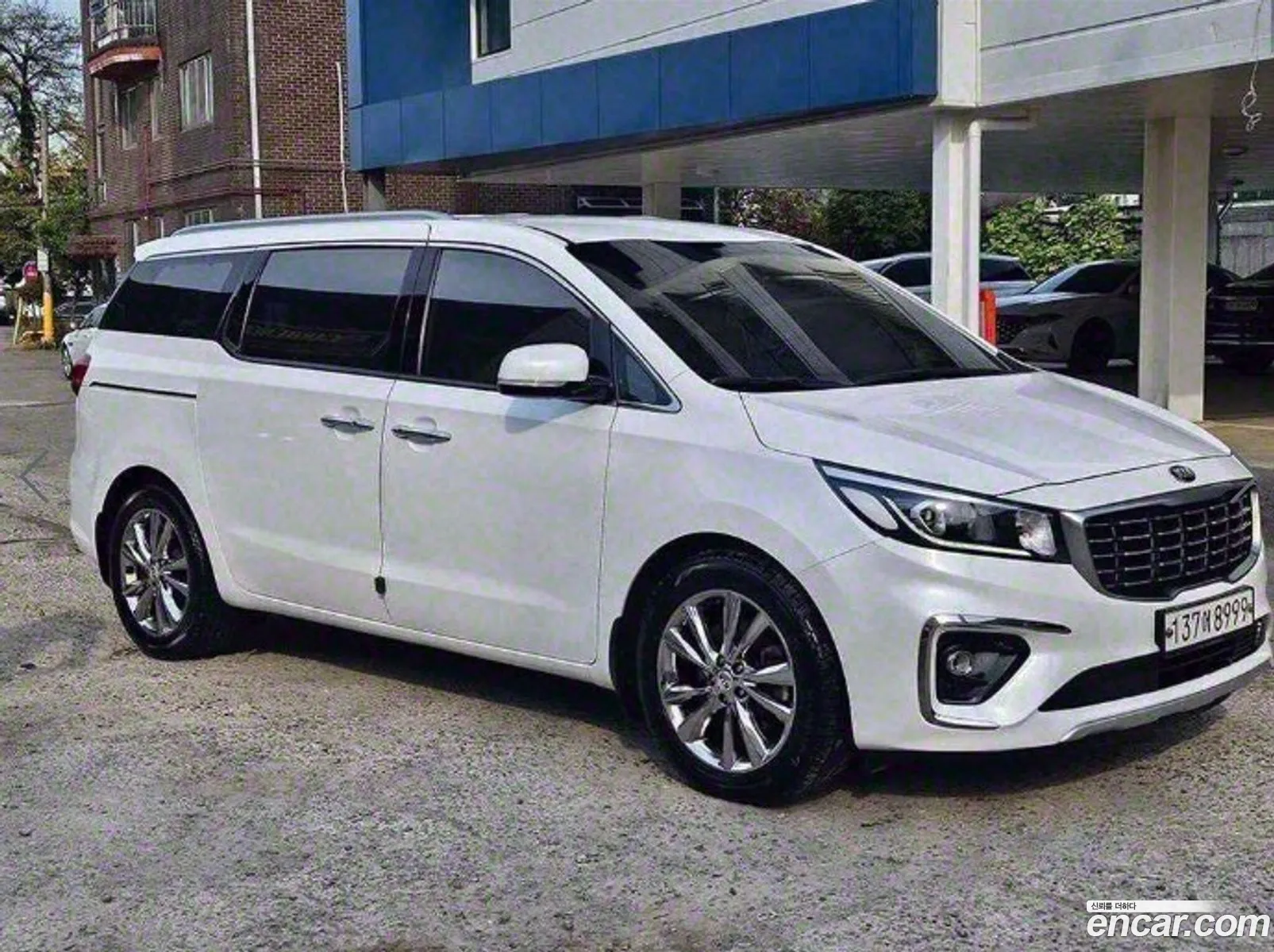 Kia The New Carnival 9-Seater Prestige - фотография 1736800