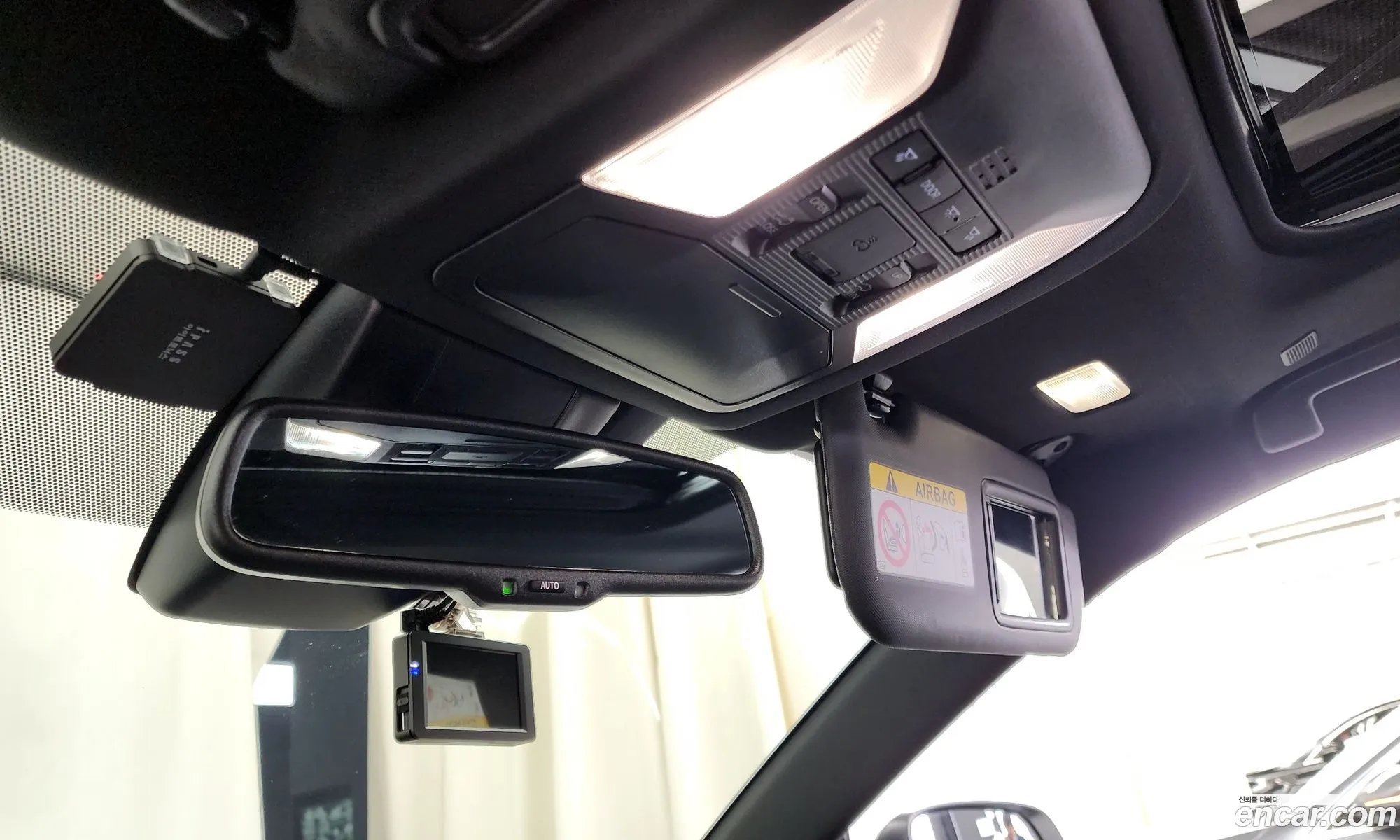 Rav4 5Th Generation 25 4Wd Phev Xse - фотография 14401100