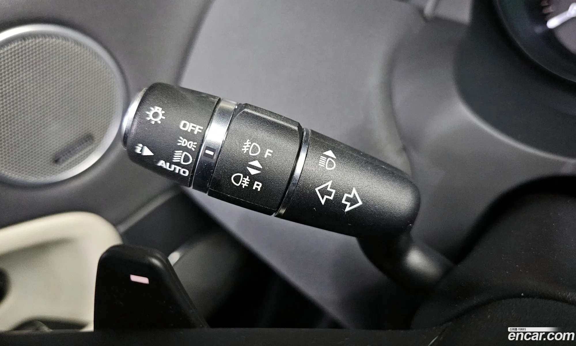 Land Rover Range Rover Evoque 20 Si4 Hse 2016 - фотография 243540
