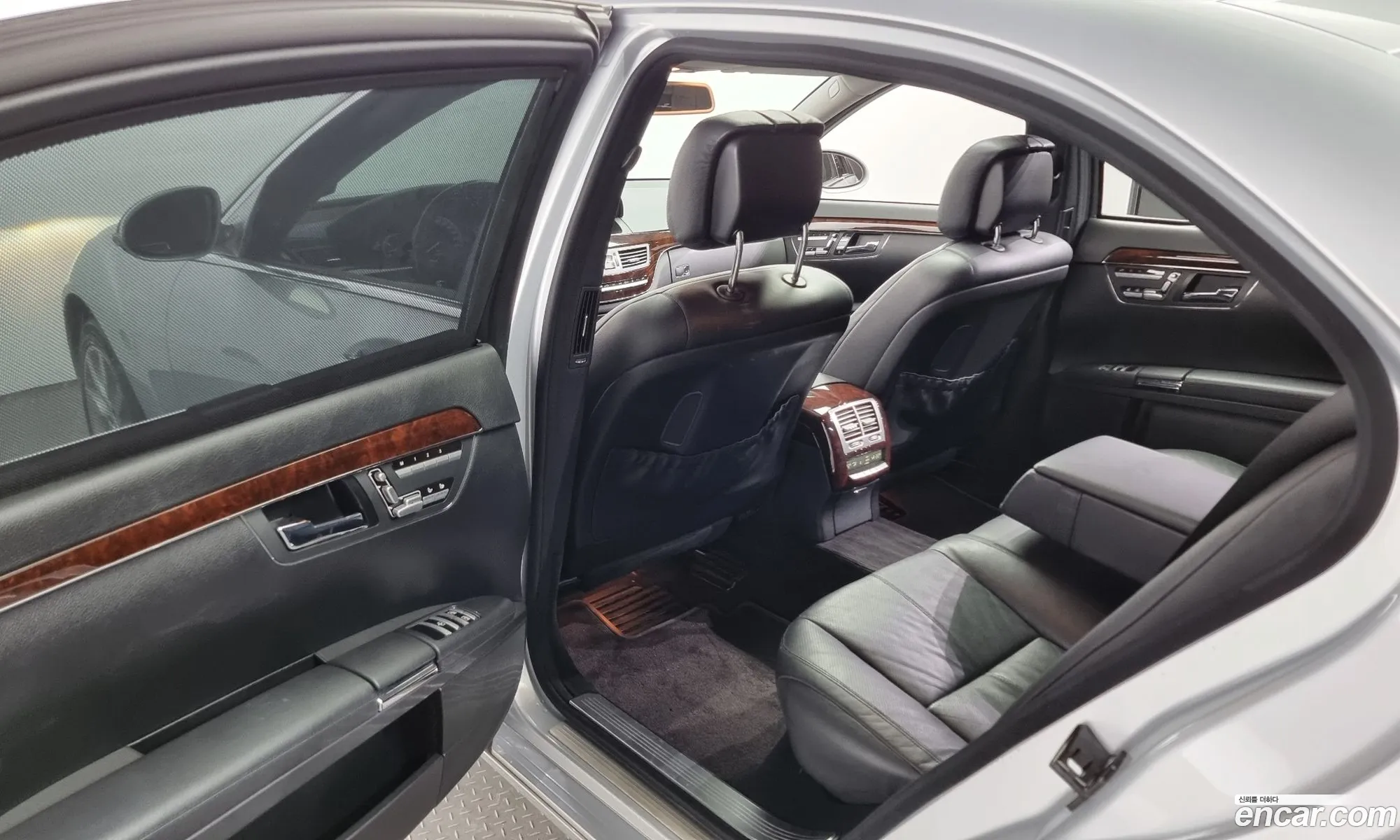 S-Class W221 S350L - фотография 12821159