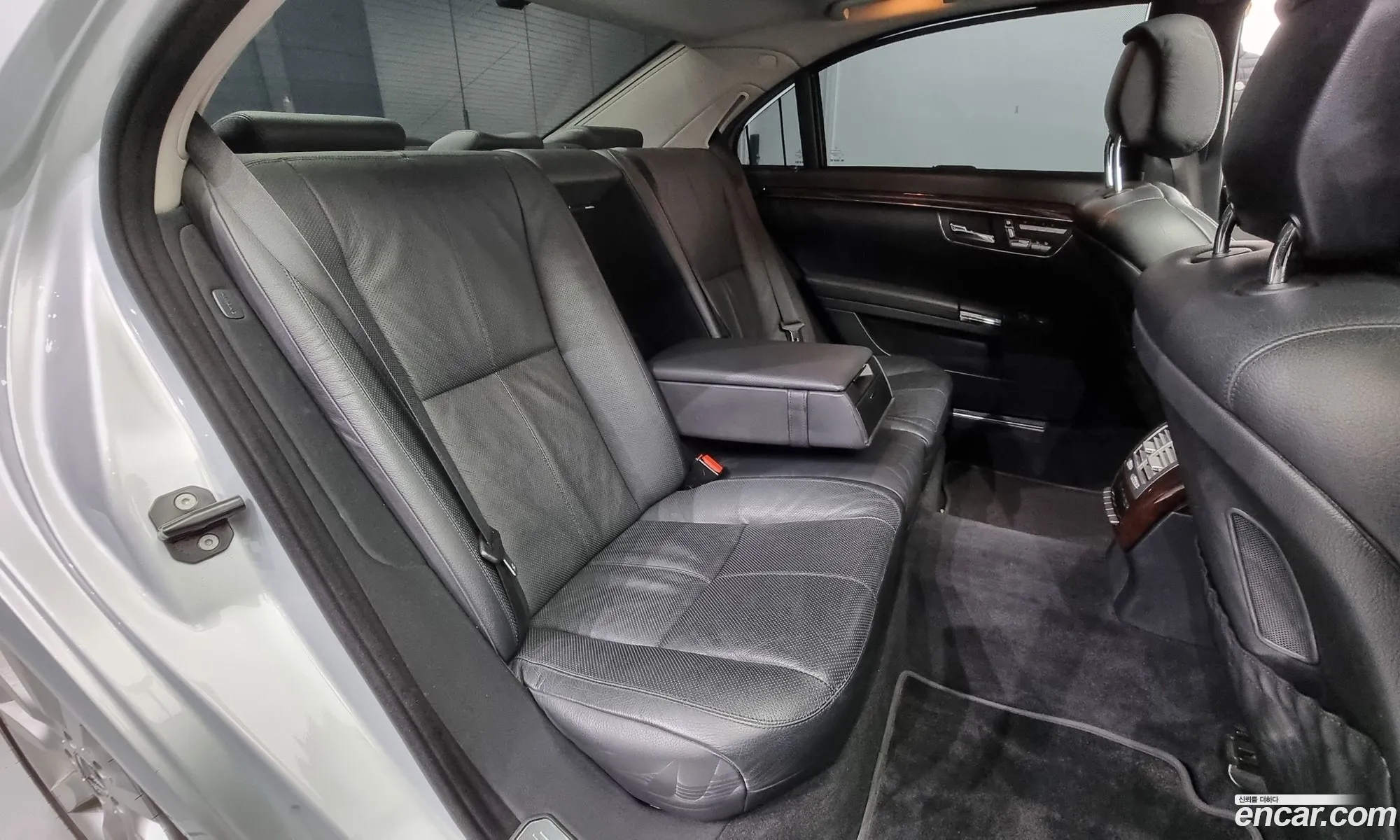S-Class W221 S350L - фотография 12821157