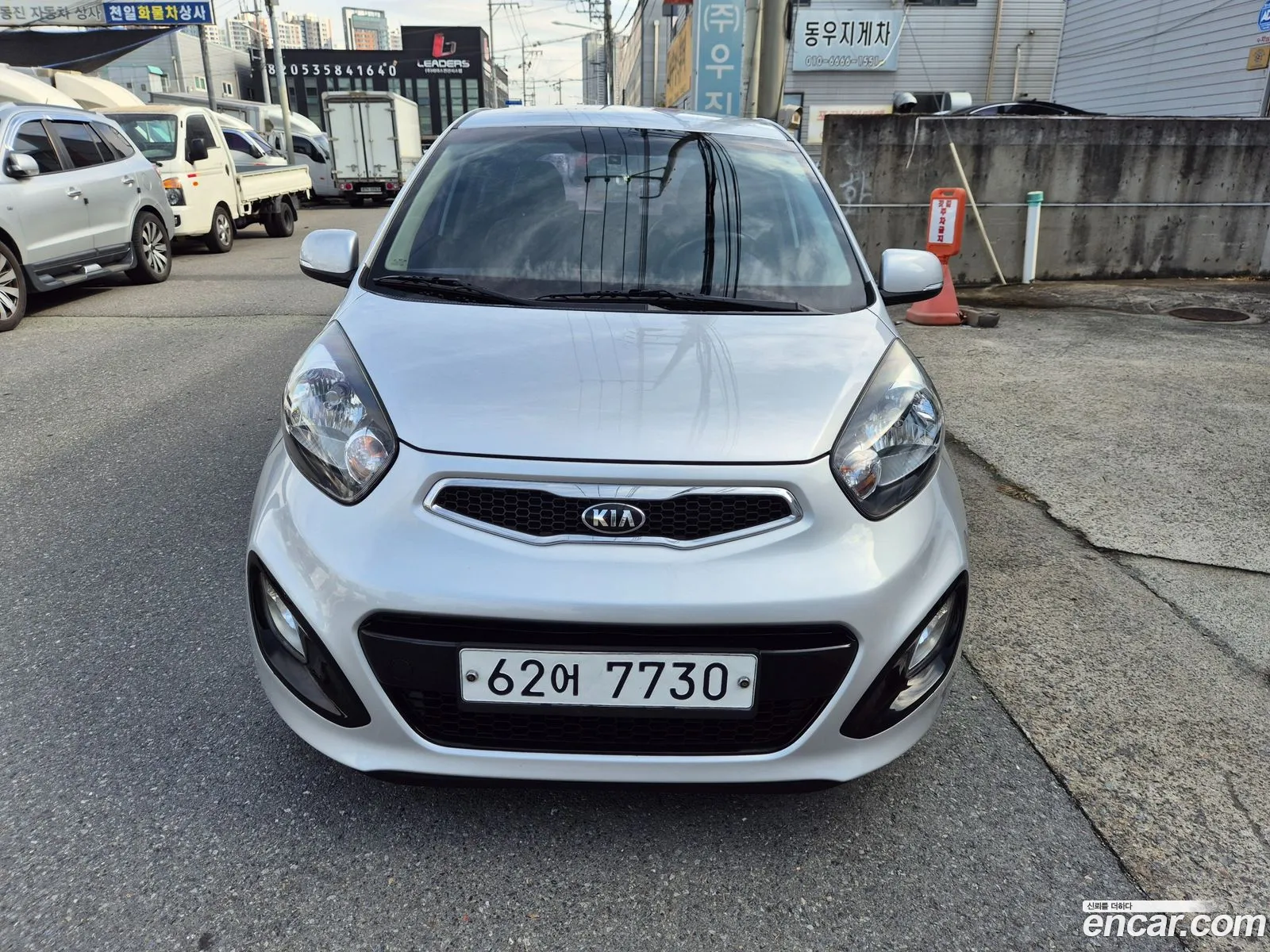Kia Morning Ii Deluxe Trendy 2014 - фотография 11211498