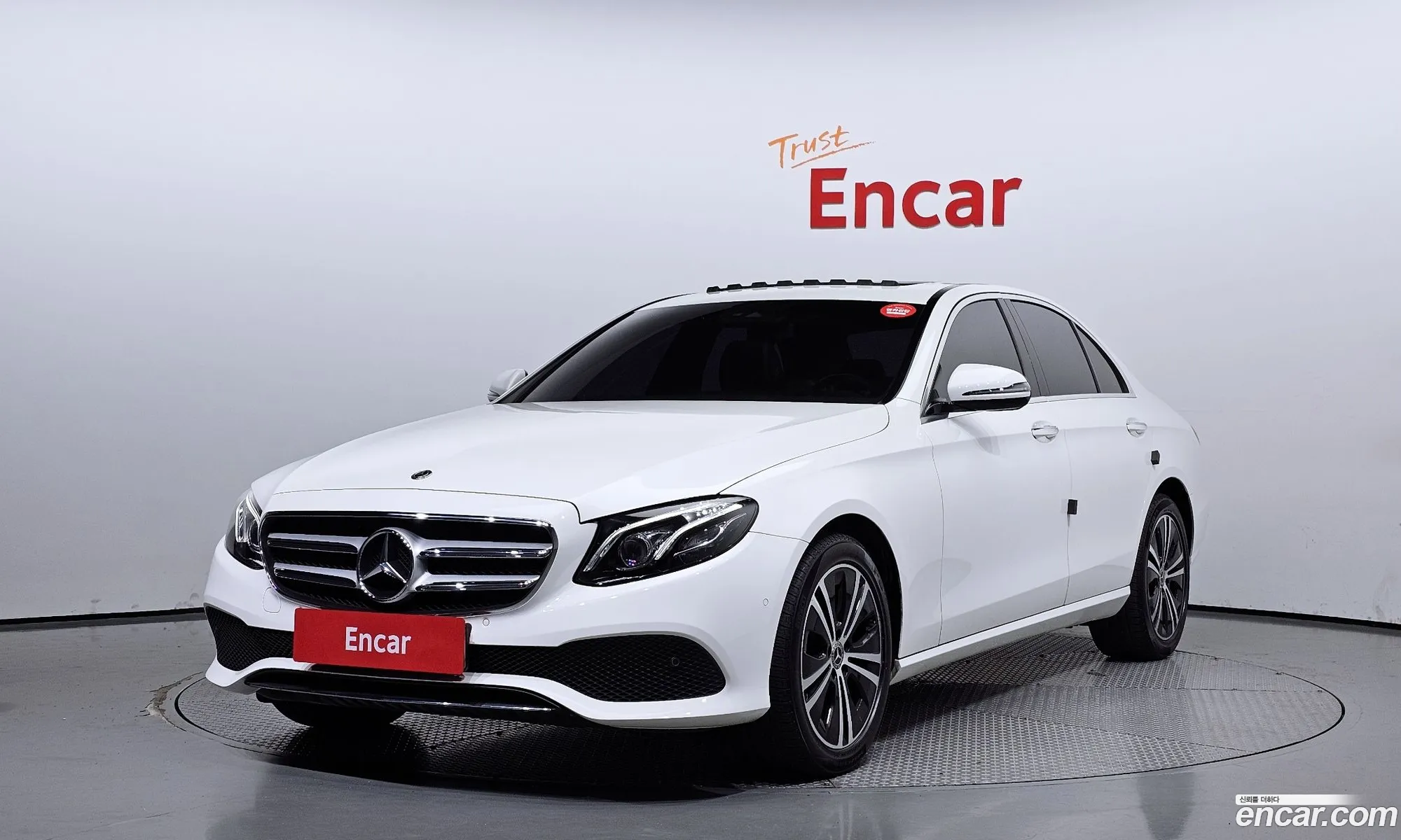 E-Class W213 E220D Avant-Garde - фотография 12834651