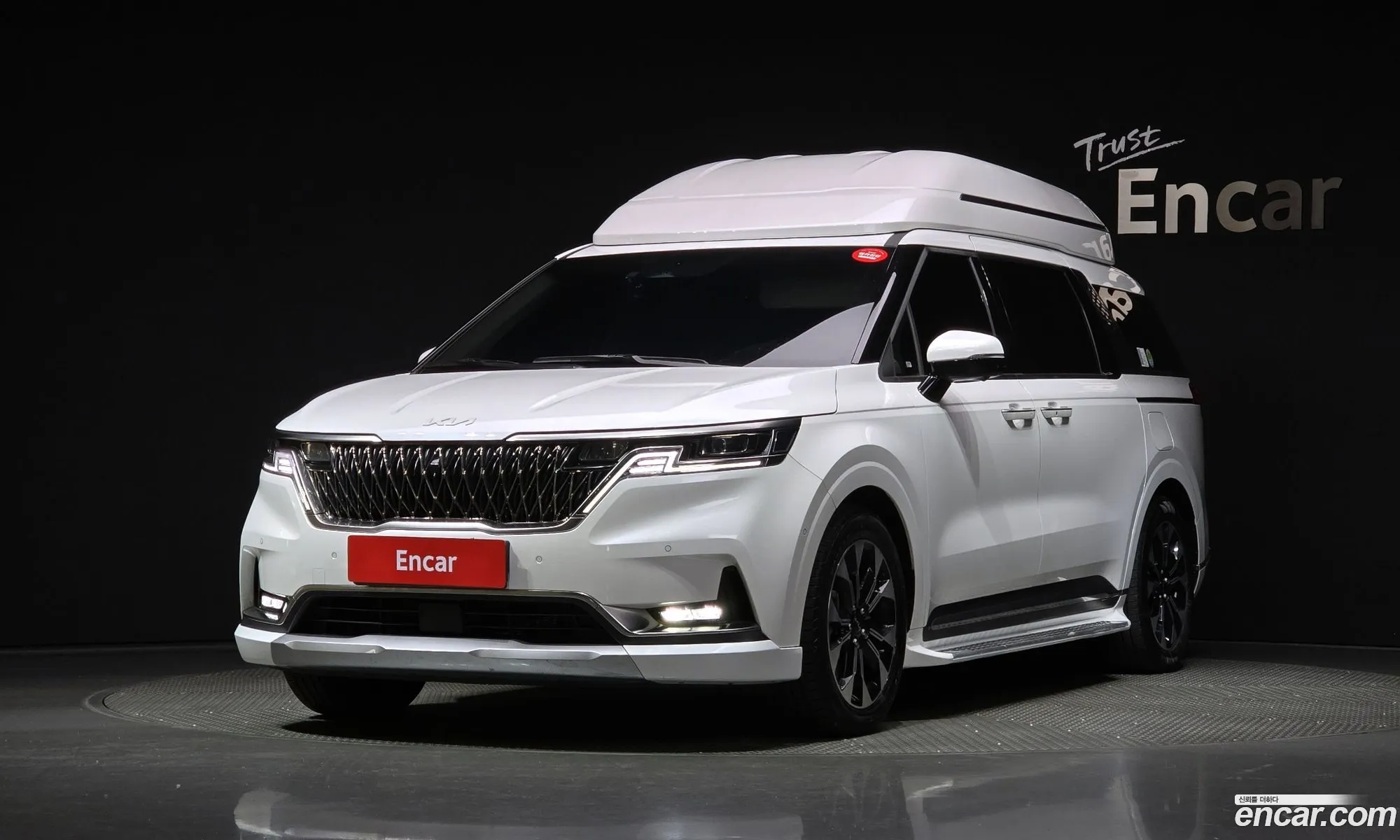 Carnival 4Th Generation Gasoline 7 -Seater High -Mujin Signature - фотография 18970892