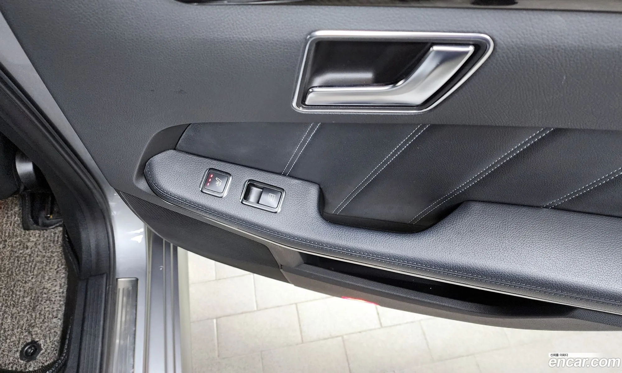 E-Class W212E300 4Matic Avantgarde - фотография 7490394