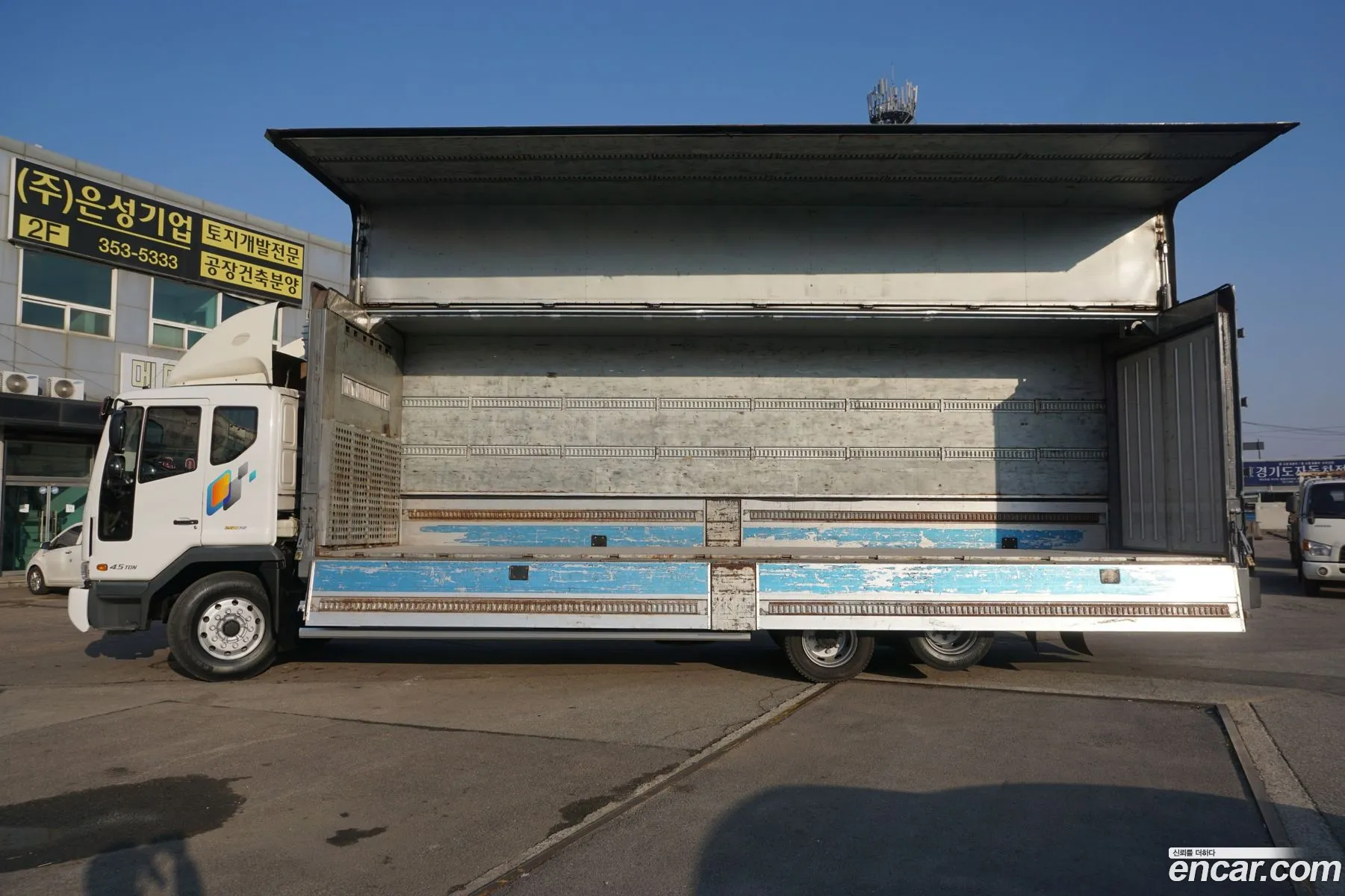 Nobus Medium Truck Wing Body 45 Ton Royal - фотография 3512798